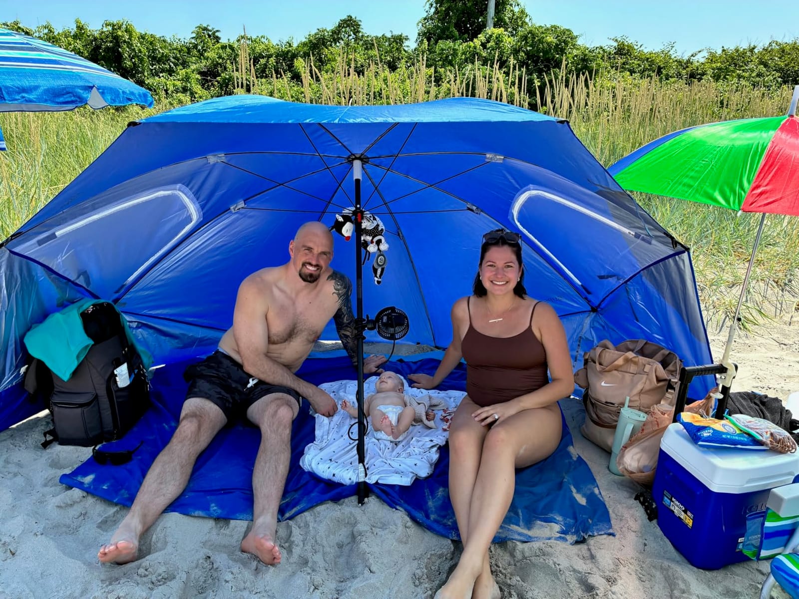 Sport-Brella Super-Brella UPF 50+ Sun and Rain Canopy Umbrella, 8 Foot Portable Beach Shelter with Side Panels, Wind Flaps, and Carry Bag, Blue customer photo 1