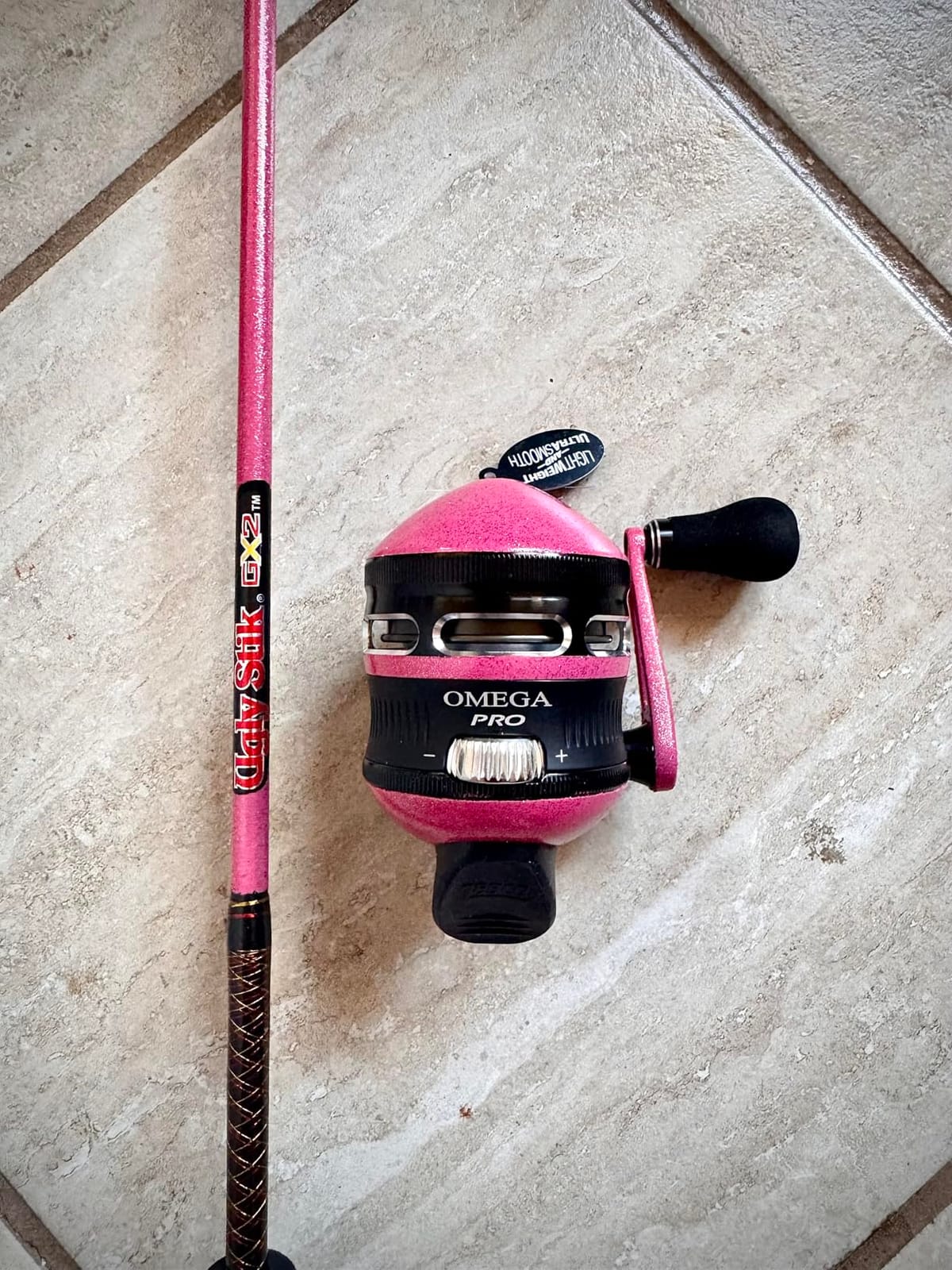 Zebco Omega Pro Spincast Fishing Reel, Dual Ceramic Pick-up Pins, Solid-Brass Pinion Gear, GlideLine ll Line Retrieval System, Pre-Spooled customer photo 1