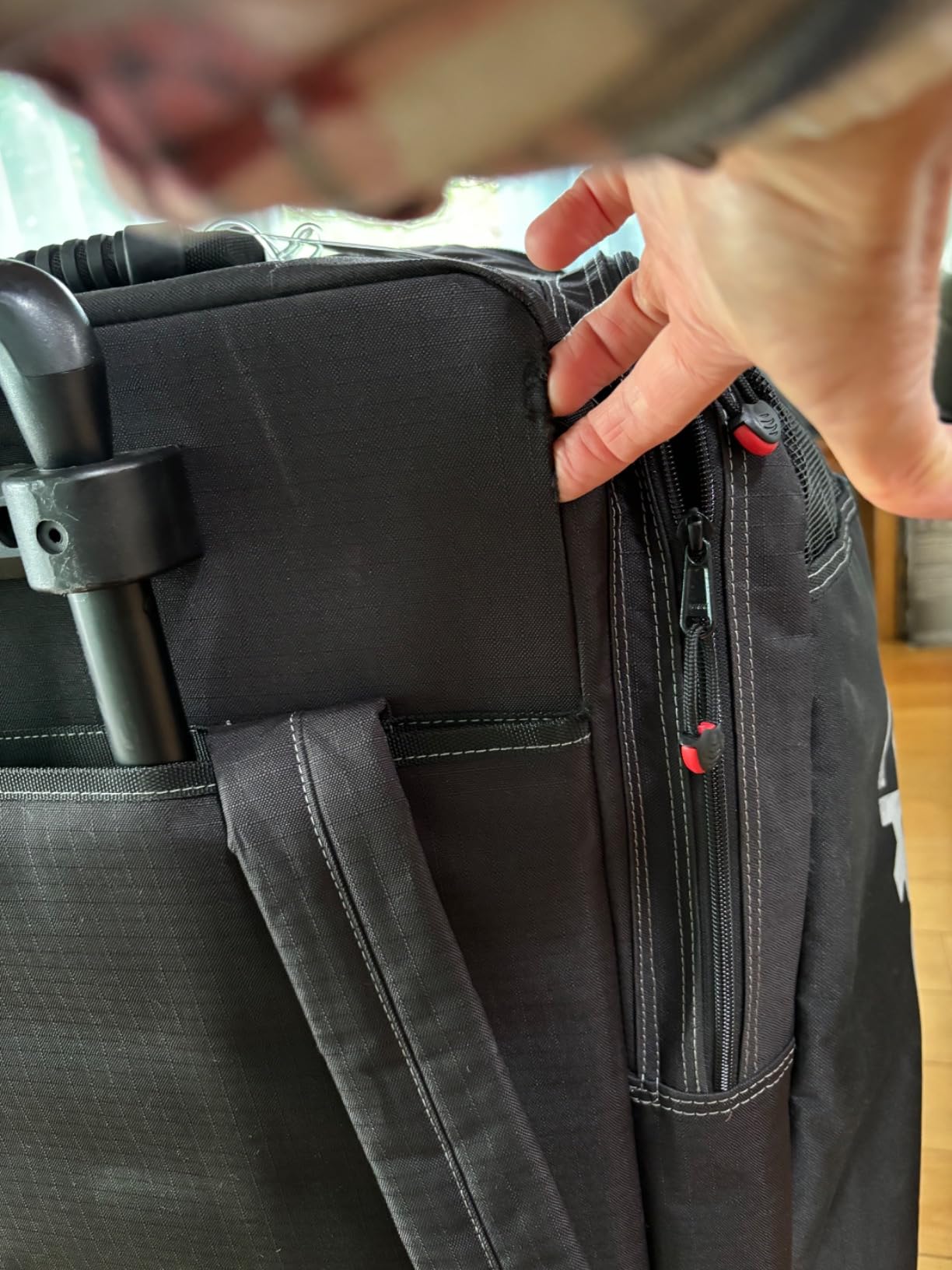 Cressi Strong Capacity Roller Luggage Bag with Backpack Straps - Moby 5 designed in Italy customer photo 1