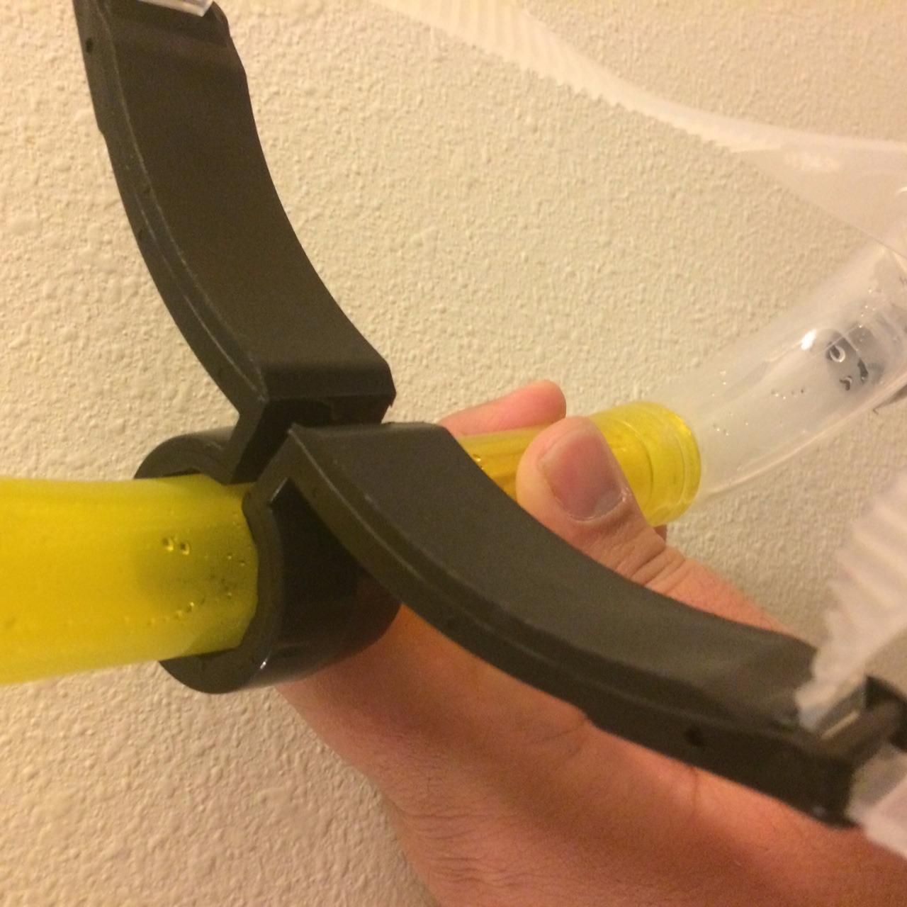 FINIS Original Swimmer's Snorkel - Center-Mount Design - for Swim Training - Adjustable Fit - Purge Valve - Yellow - Adult customer photo 2