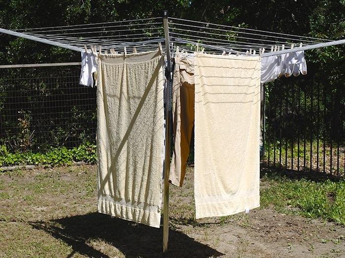Brabantia Lift-O-Matic Outdoor 4 Arm Clothesline (164 ft/Ø 1.8