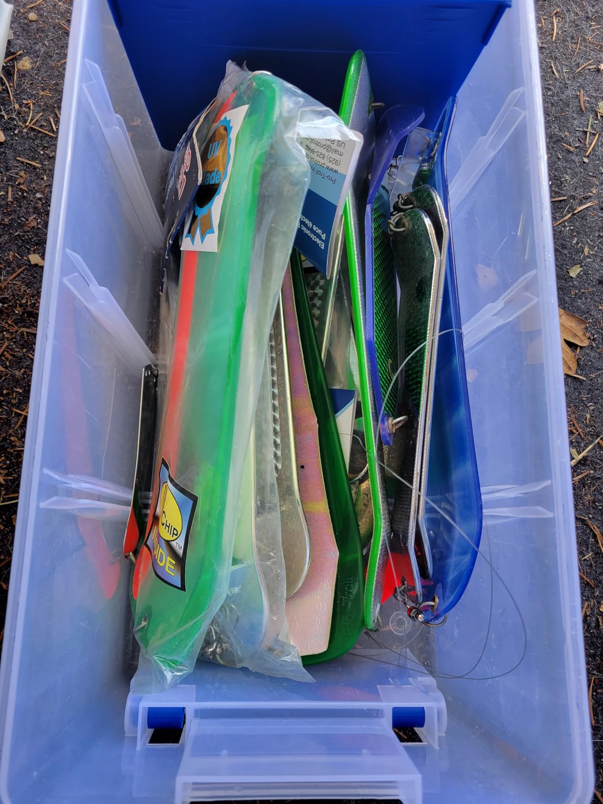 Flambeau Outdoors Super Half Satchel Soft Bait Organizer, Zerust, Clear | Organizes soft bait packages upright in 4 compartments with 3 Zerust dividers. Translucent lid and base, clear customer photo 1