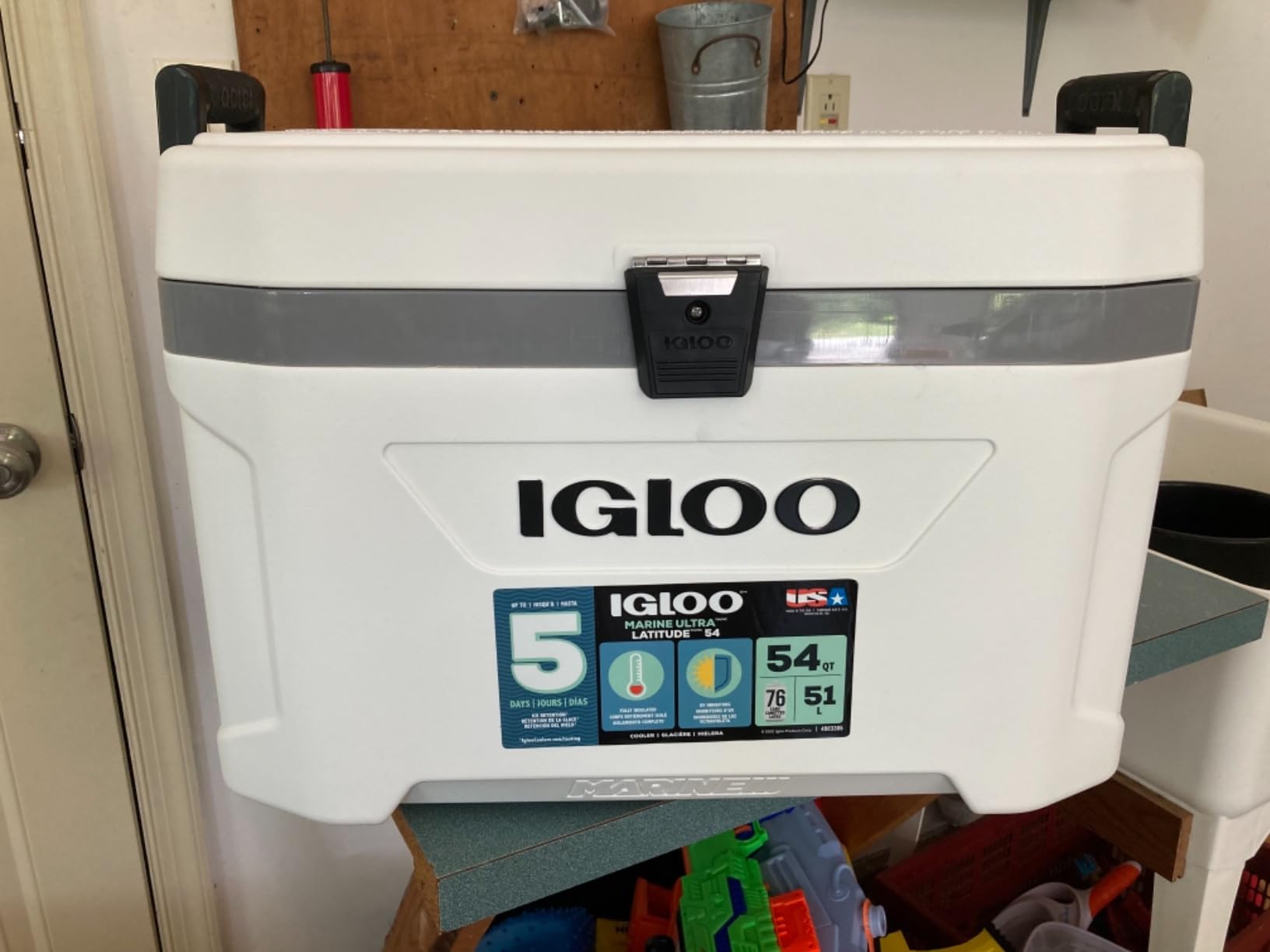 Igloo Marine Cooler | Insulated Hard Shell Ice Chest | Great for Fishing, Camping, Boating, & More customer photo 2