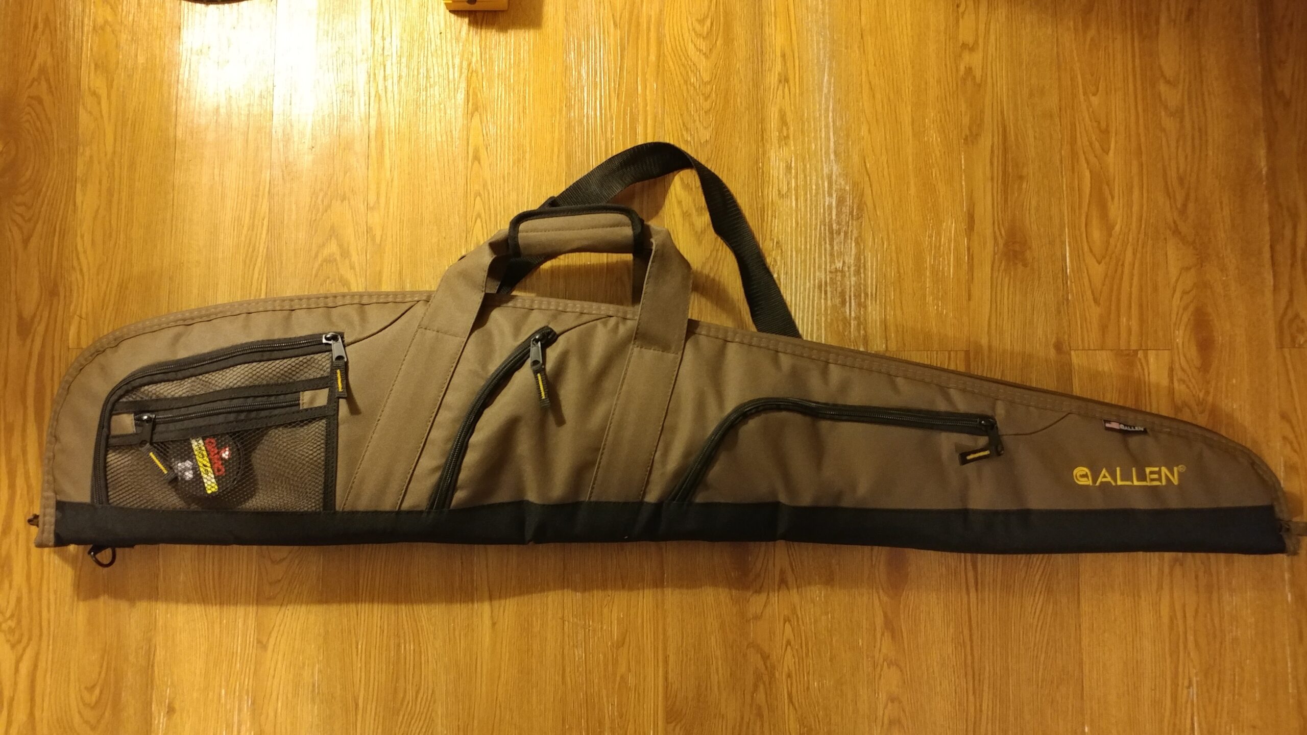 Allen Company Daytona Soft Rifle Case - Padded Endura Gun Case with 4 Accessory Pockets, Adjustable Shoulder Sling, Lockable Zippers & D-Ring for Hunting & Range Use customer photo 2