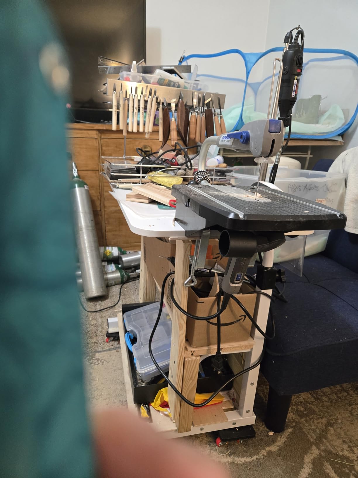 Dremel MS20-01 Moto-Saw Variable Speed Compact Scroll Saw Kit | Cuts various materials such as wood and plastics, Variable Speed, Functions as stationary scroll saw, 4 cutting blades customer photo 1