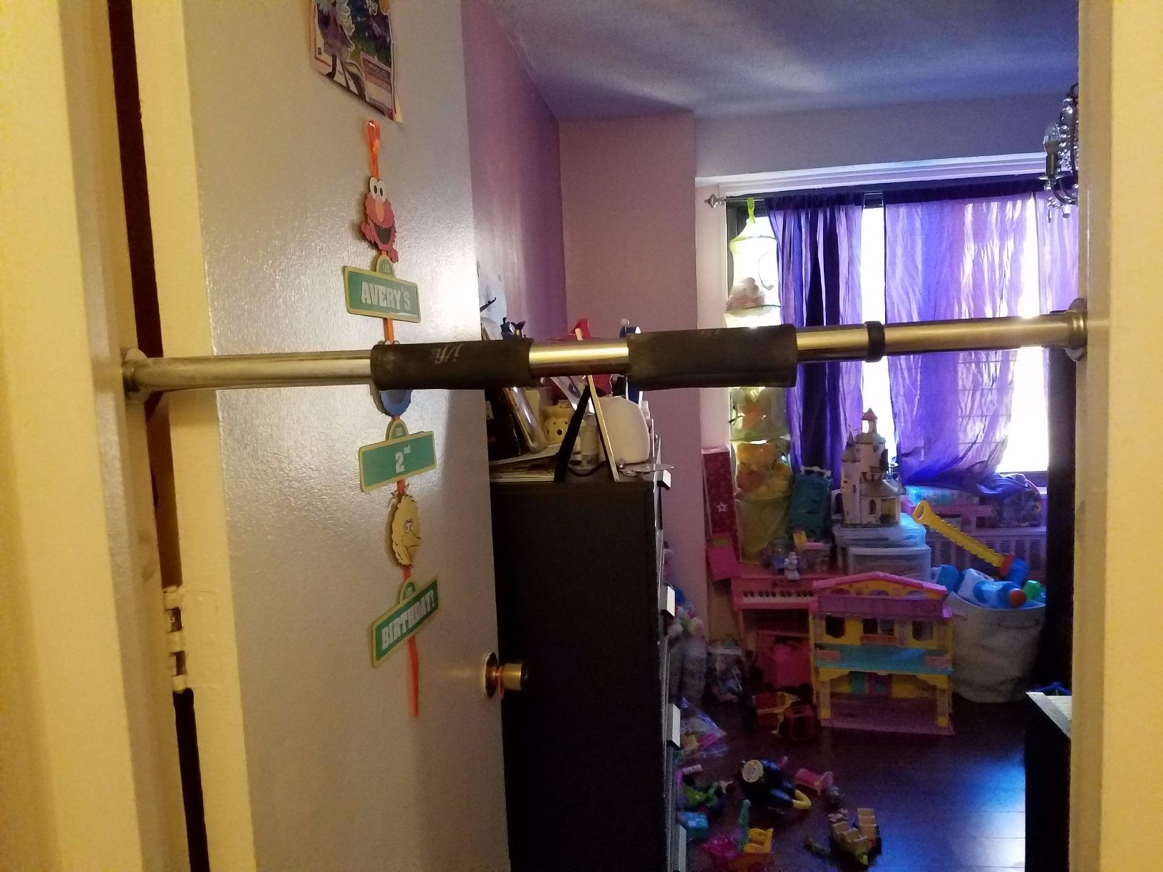 JFIT Deluxe Multi Exercise Doorway Pull-Up Bar with Comfort Grips, 40-Inch customer photo 1