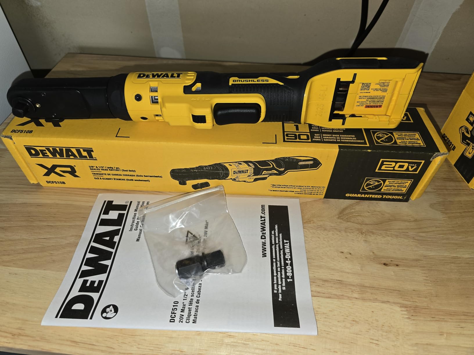 DEWALT 20V MAX XR Cordless Ratchet, 3/8