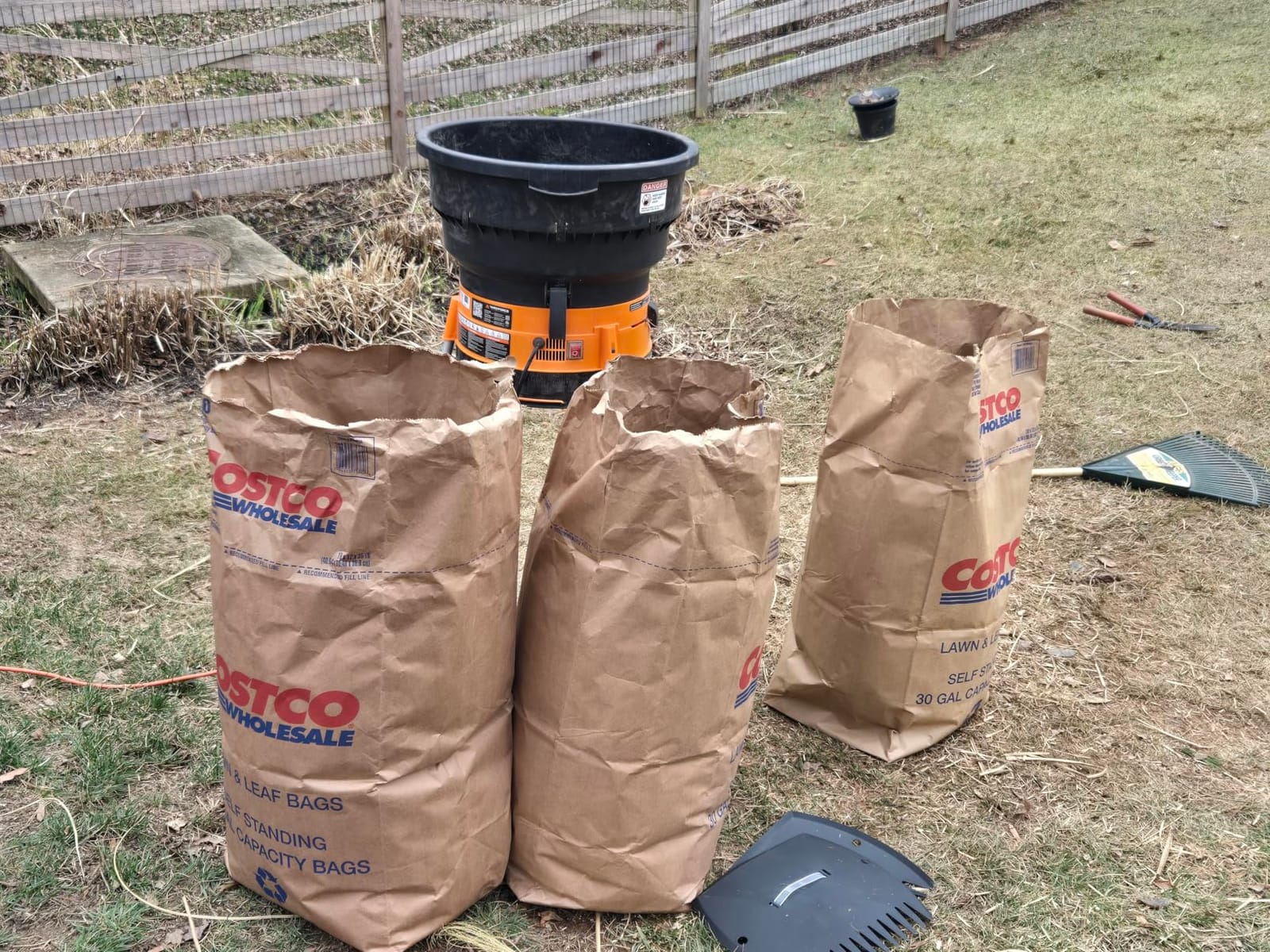 Yard Force YF8000LS Electric Leaf Mulcher/Shredder with Bonus Accessory Kit, One Size, Black/Orange customer photo 2