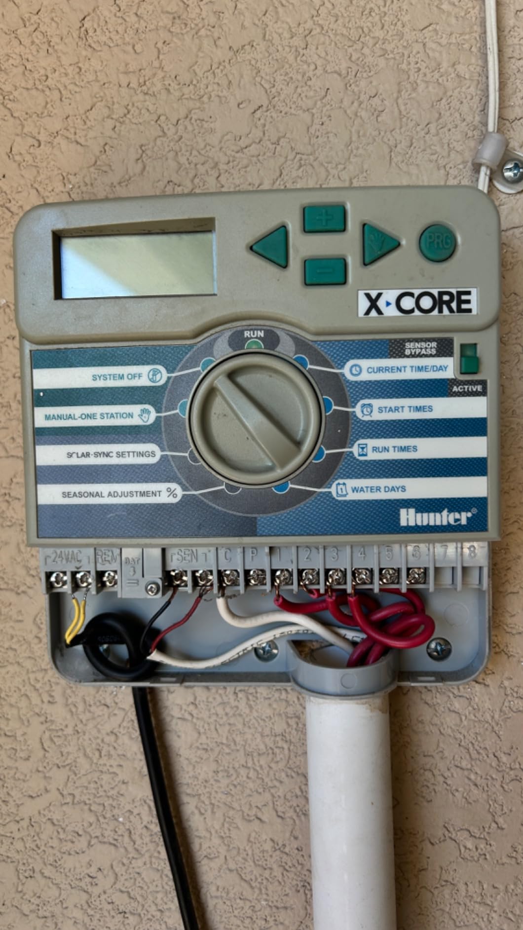 Hunter X-Core 6 Zone Sprinkler Timer, Indoor/Outdoor Sprinkler Controller | 6 station irrigation controller with seasonal adjustment, memory backup, manual controls, and no WiFi needed customer photo 2