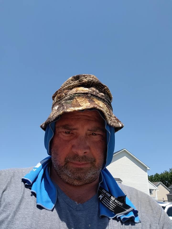 MISSION Cooling Hoodie Towel, Evaporative Cool Technology, Cools Instantly When Wet, UPF 50 Sun Protection, Contours Your Head to Stay in Place, Great for Sports, Fitness, Gym customer photo 1