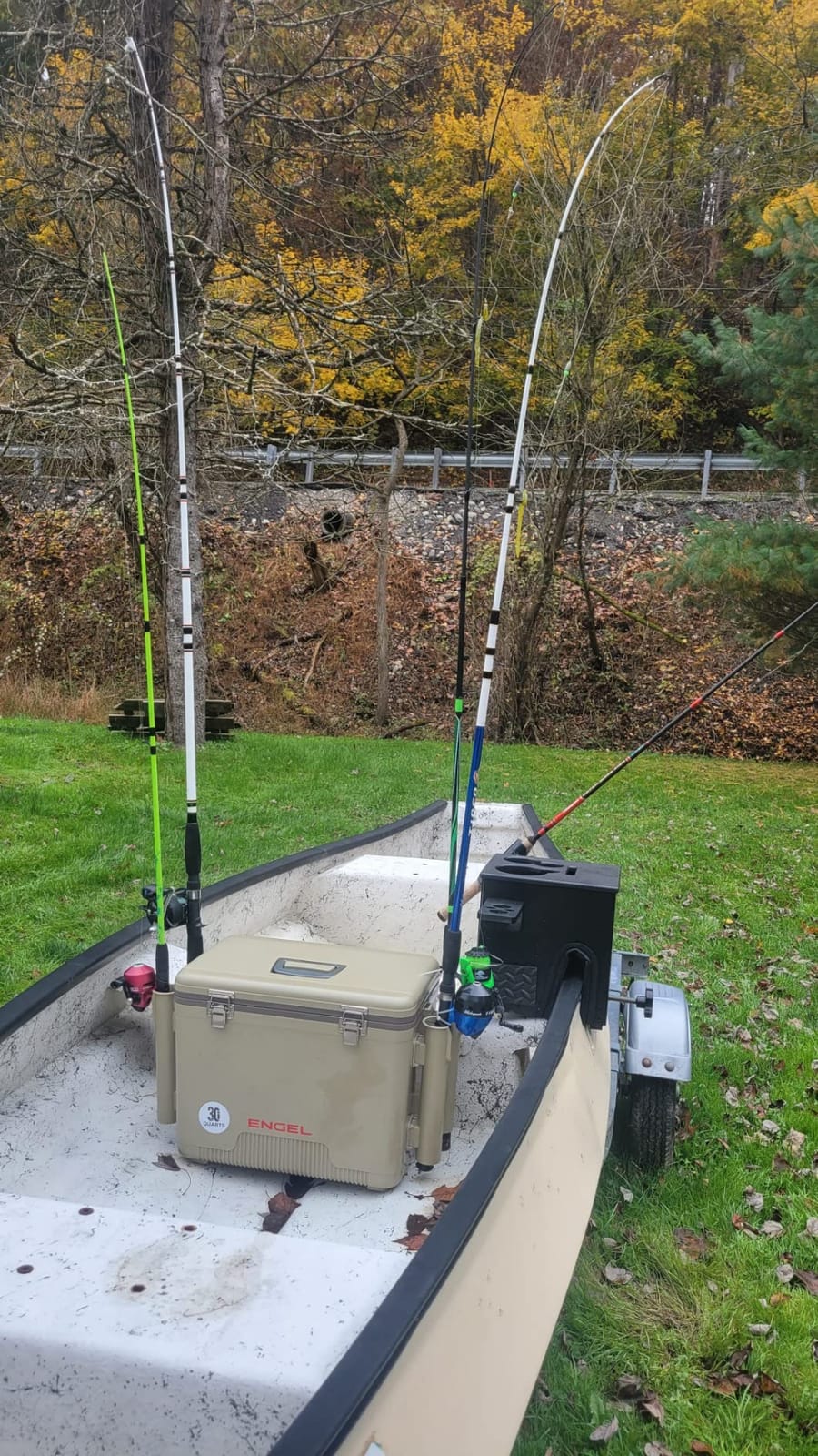 Engel UC30 Leak-Proof, Air Tight, Fishing Drybox Cooler with Built-in Fishing Rod Holders customer photo 2