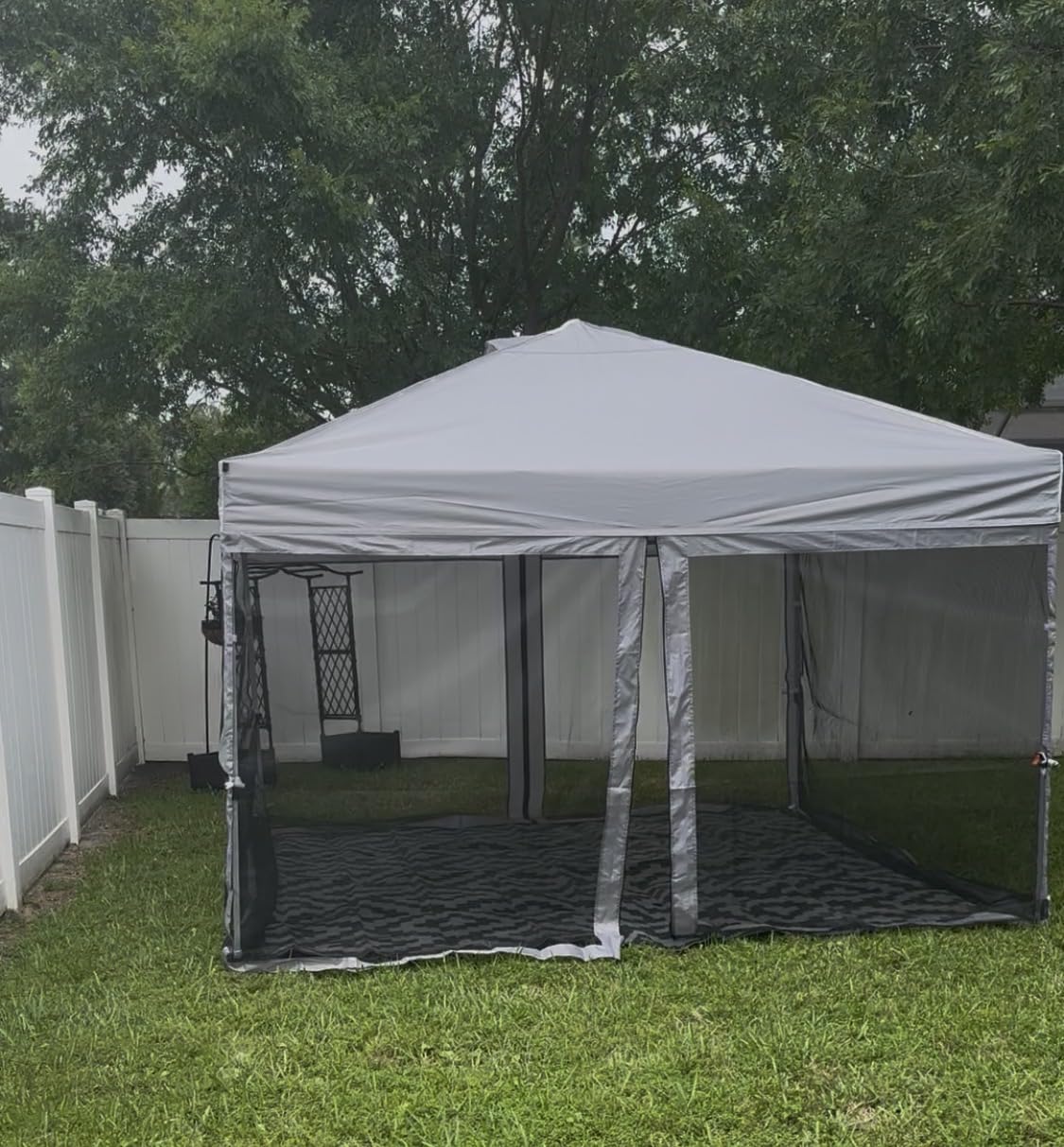 Quictent 10'x10' Pop up Screened Canopy Tent with Mosquito Netting | Portable Easy up Outdoor Screen House Shelter for Patio, Camping and Picnic, Includes Wheeled Carry Bag customer photo 1