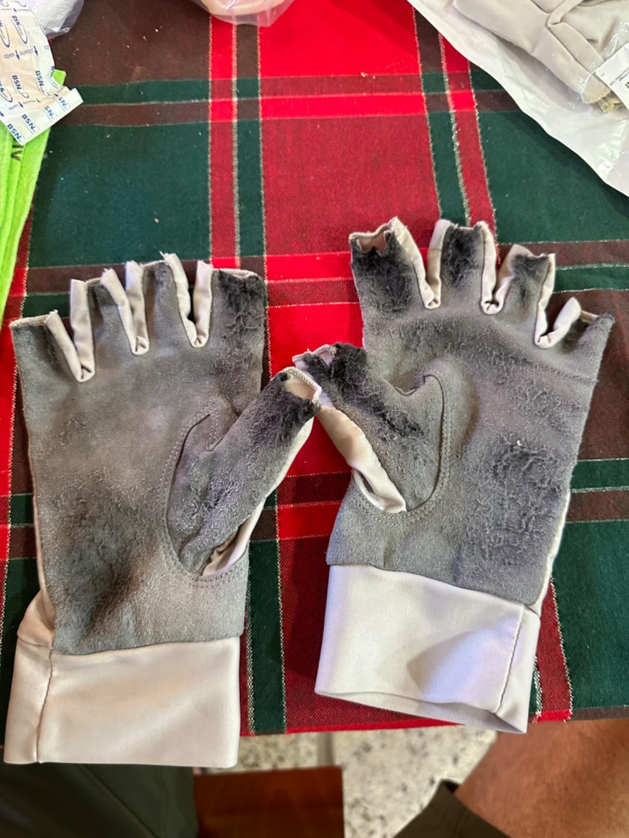 Glacier Glove Islamorada 50+ Sun Protection Durable Lightweight Breathable Quick-Dry Fingerless Outdoor Fishing Sun Glove customer photo 1