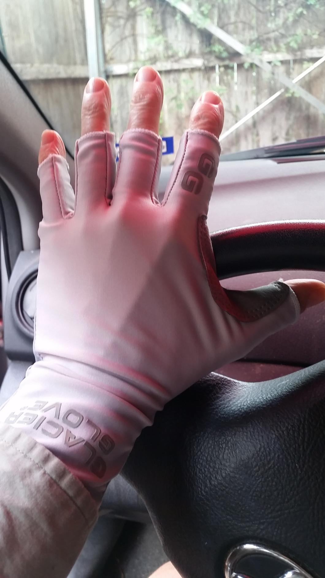 Glacier Glove Islamorada 50+ Sun Protection Durable Lightweight Breathable Quick-Dry Fingerless Outdoor Fishing Sun Glove customer photo 2