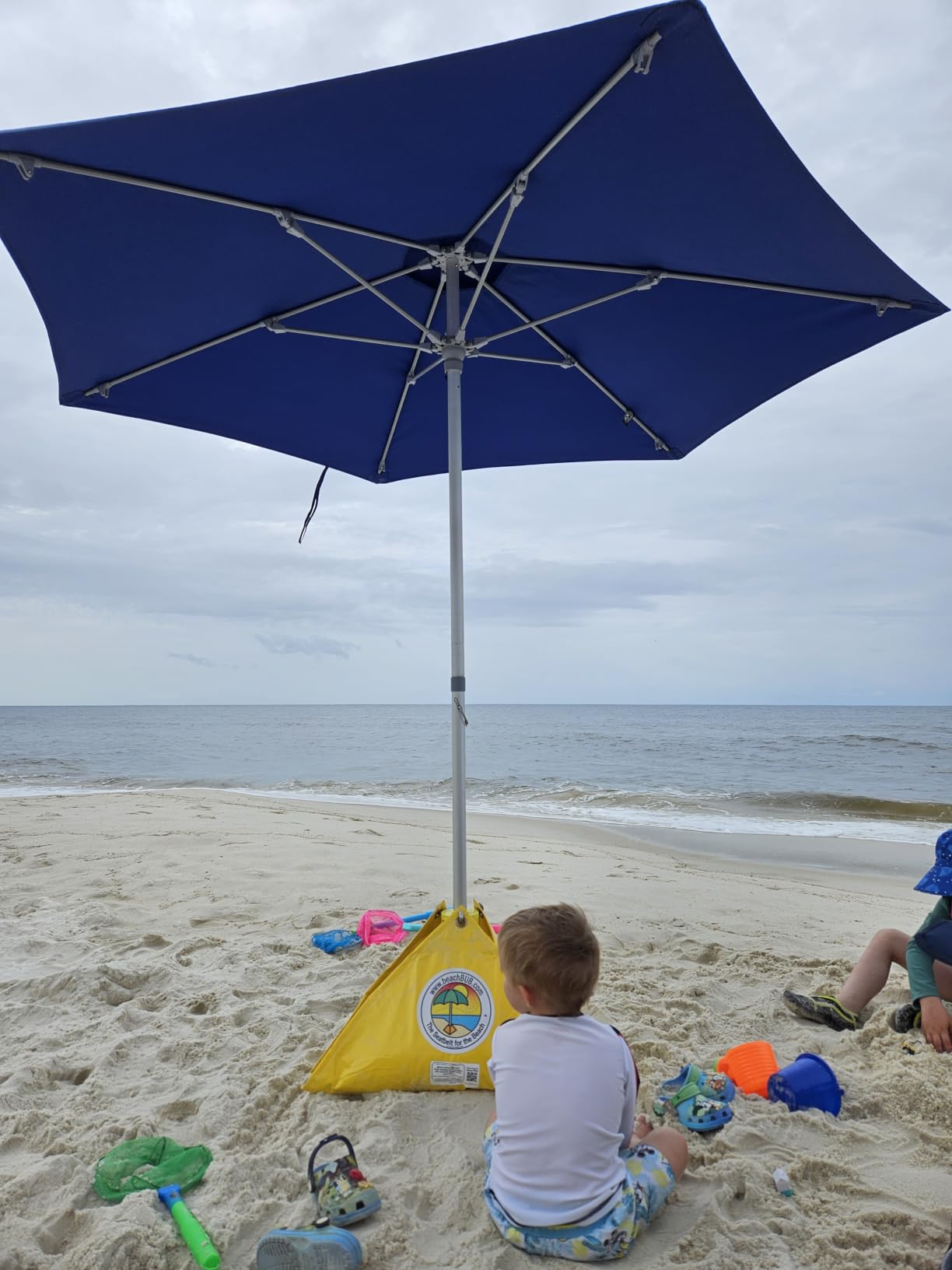 BEACHBUB ALL-IN-ONE BEACH UMBRELLA SYSTEM. Includes ULTRA Base (compliant with the ASTM F3681-24 Beach Umbrella Safety Standard). (Deep Ocean Blue) customer photo 1