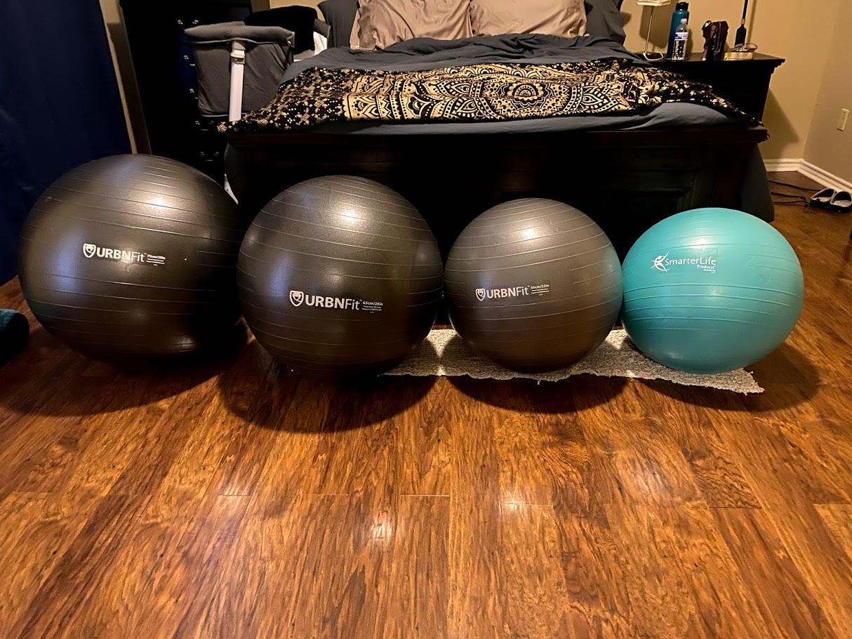 URBNFit Exercise Ball - Yoga Ball for Workout Pregnancy Stability - AntiBurst Swiss Balance Ball w/ Pump - Fitness Ball Chair for Office, Home Gym customer photo 1