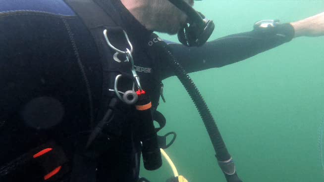 SCUBAPRO MK25 EVO/A700 Carbon BT Diving Regulator System for Scuba Diving customer photo 2