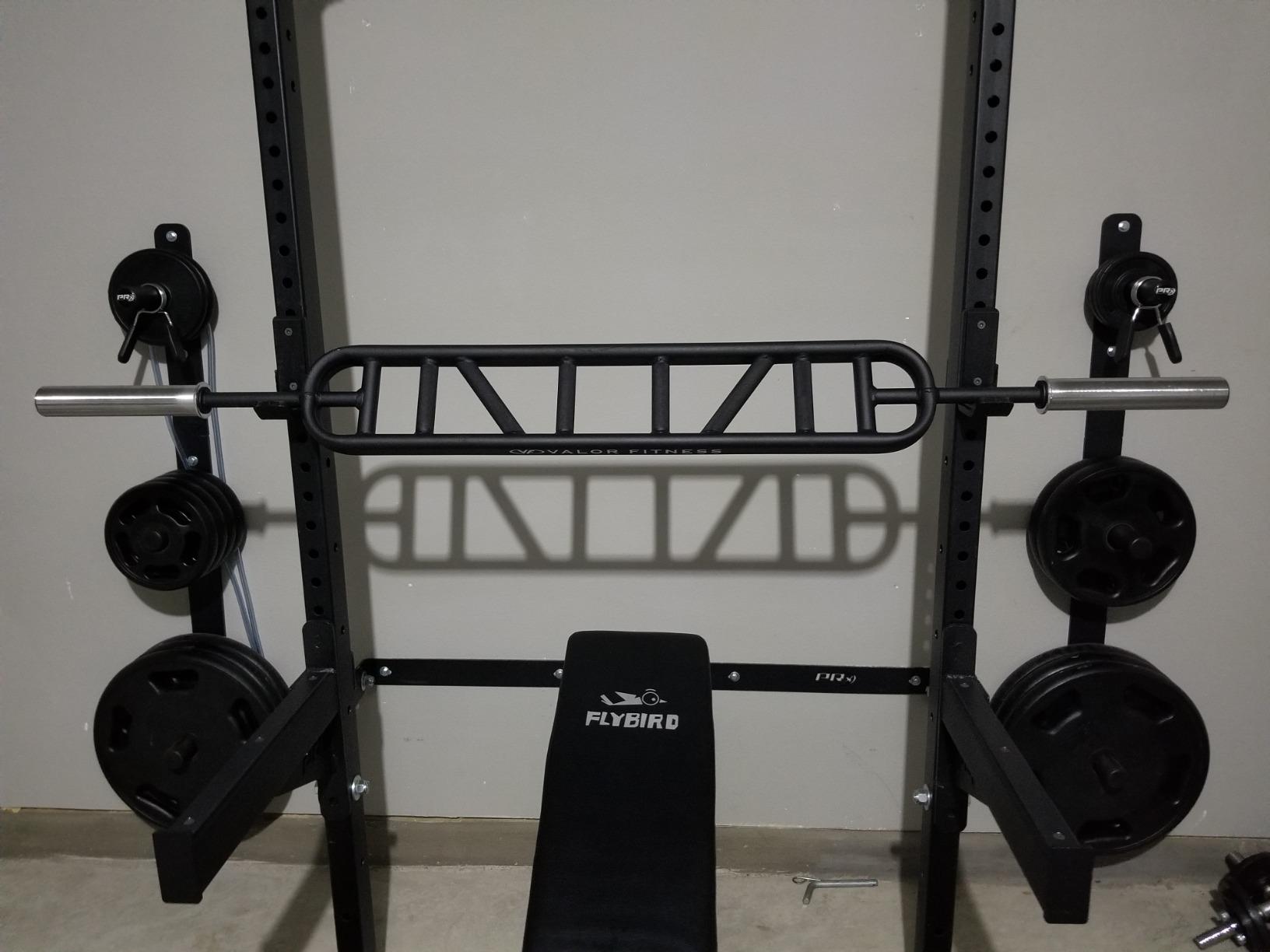 Valor Fitness Swiss Bar, Multi Grip Barbell for Olympic Plates | 300 lb Capacity, 2 Spring Clips, Neutral Grips, Bench Press, Rows, Triceps customer photo 1