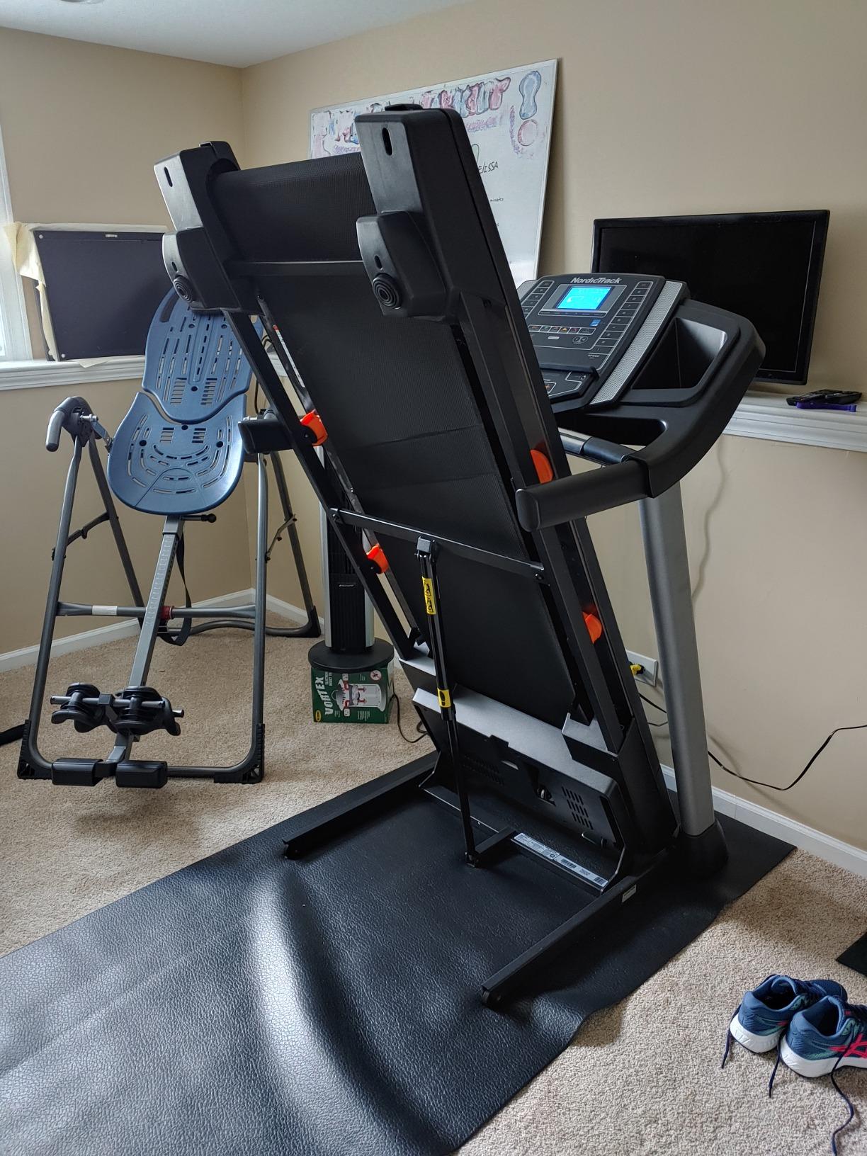T Series Treadmills | Compact Treadmills for Home Gym Use With Cushioned Deck, Smart Incline Control, Heart Rate Training, and Guided Workouts customer photo 2