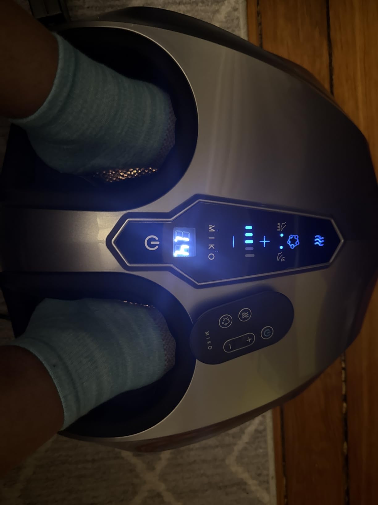 MIKO Shiatsu Foot Massager with Heat for Neuropathy & Plantar Fasciitis | Heated shiatsu feet massager, 5 intensity levels, deep compression & wireless remote, fits feet up to men's size 12 customer photo 2