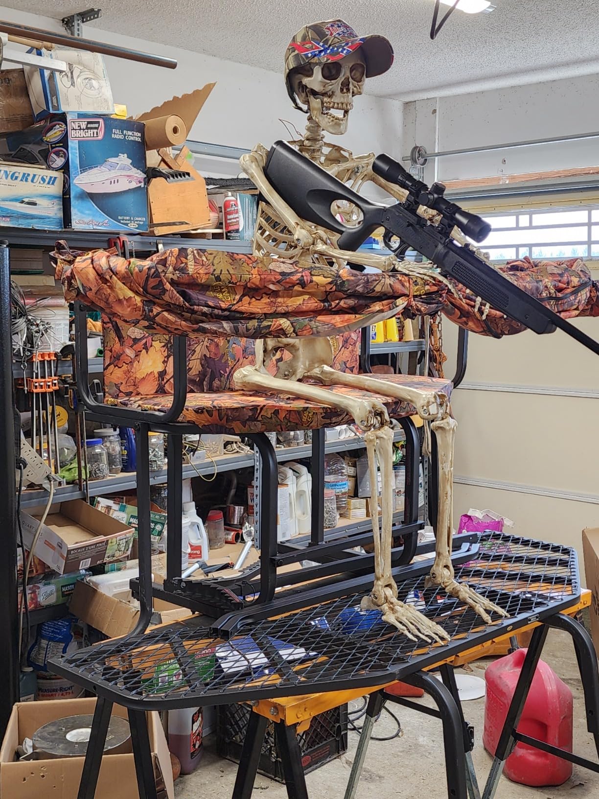 Guide Gear 20' 2-Man Ladder Tree Stand with Hunting Blind Climbing Hunt Seat, Hunting Gear Equipment Accessories customer photo 1