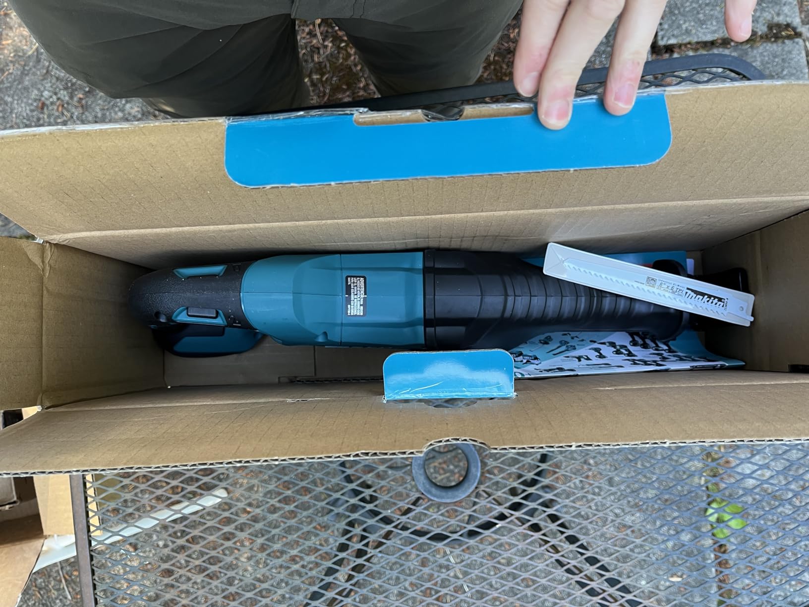 Makita XRJ04Z 18V LXT Lithium-Ion Cordless Recipro Saw, Tool Only, Blue customer photo 2