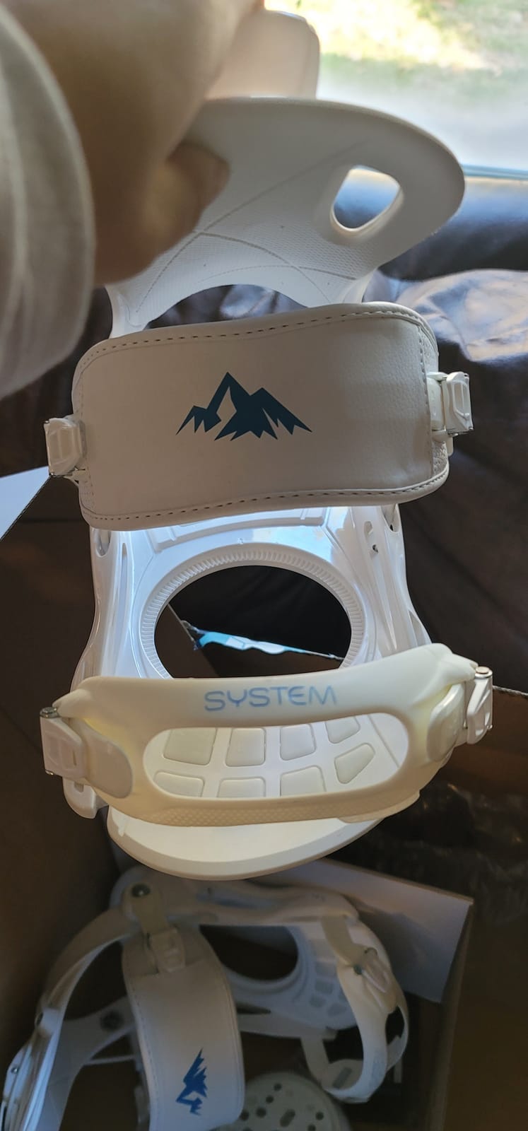 System LUX Women's Rear Entry Flow Style Snowboard Bindings (M/L) customer photo 1