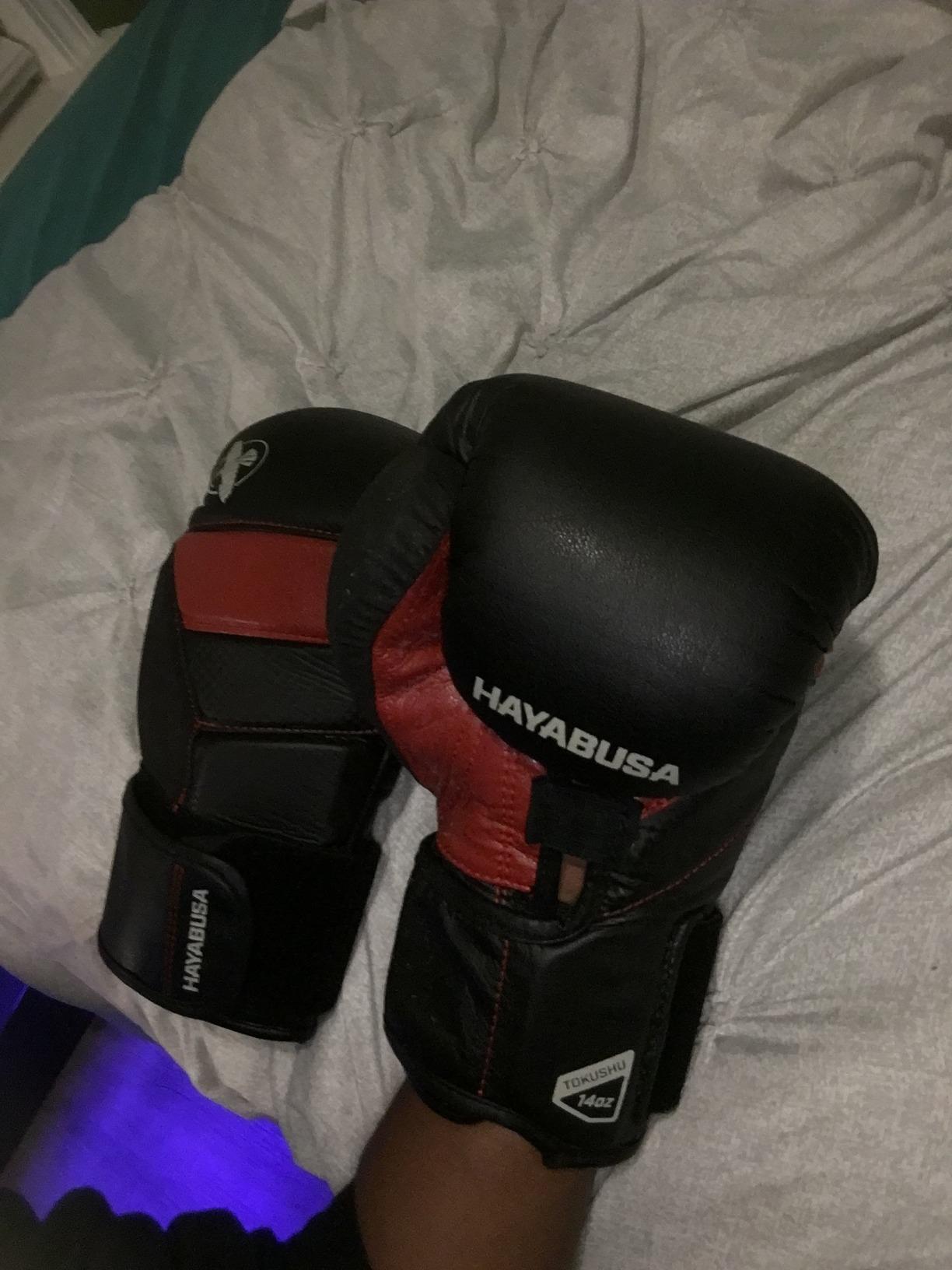 Hayabusa T3 Boxing Gloves - Sparring | Sparring Gloves, Muay Thai Gloves, Kickboxing Gloves, Heavy Bag Gloves, Boxing Gloves for Men and Women customer photo 2