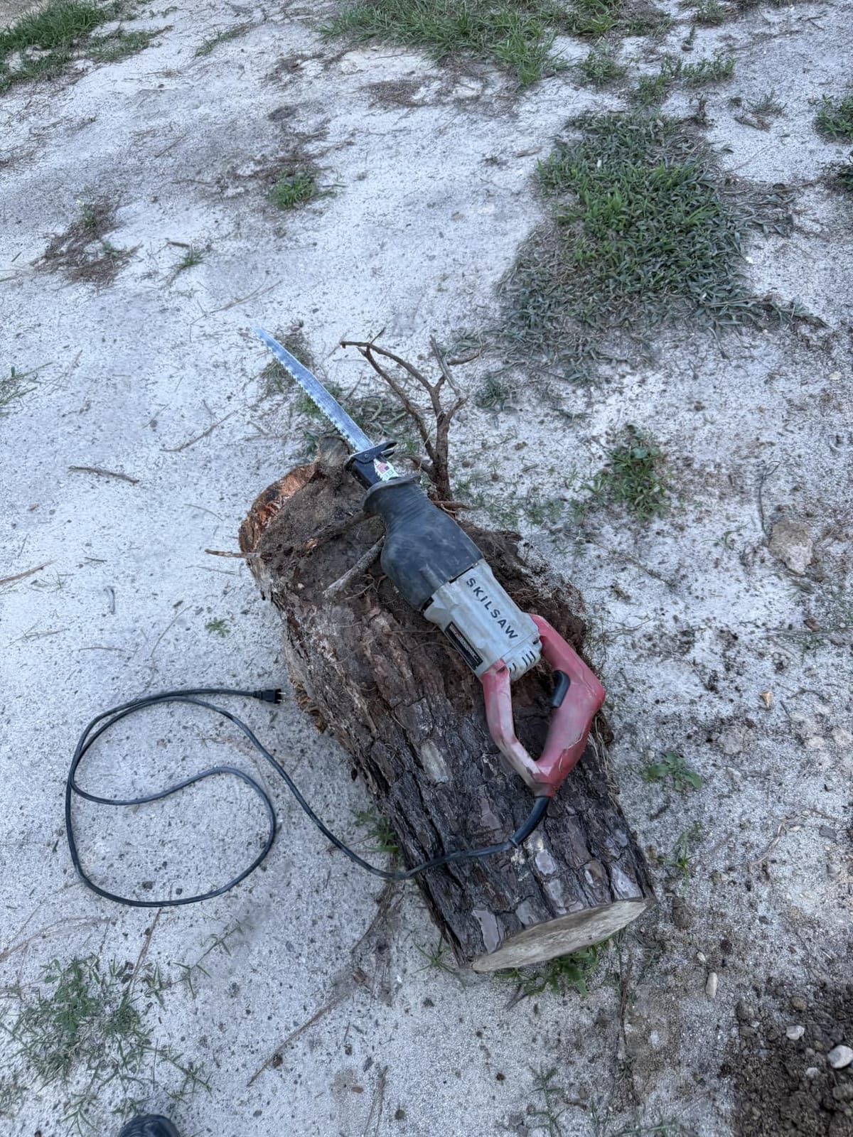 SKIL 13 Amp Corded Reciprocating Saw with Buzzkill Technology - SPT44A-00 customer photo 1