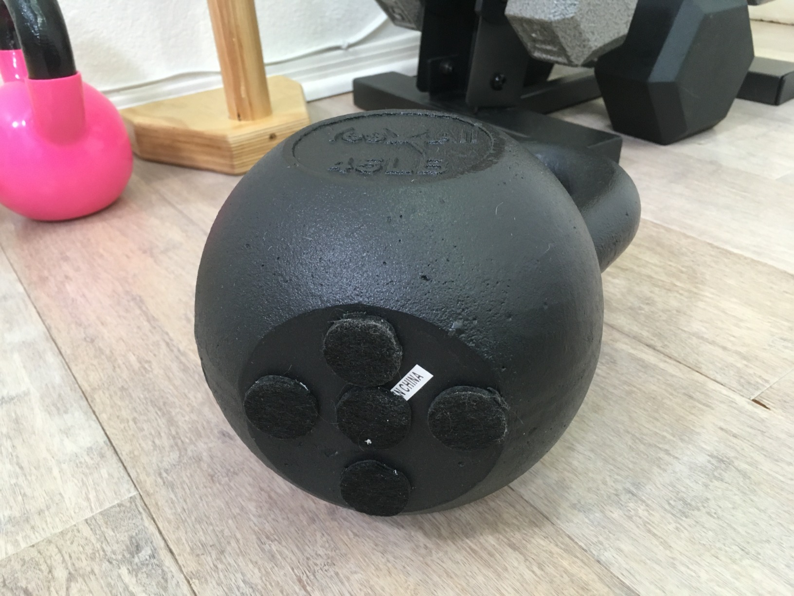 Yes4All Cast Iron Kettlebell, Strength Training Kettlebells 5-80 Lb (5,10,15,20,25,30,35,40,45,50,60,70,80 Lb) for Full Body Workout, Push up, Strength Training - Single & Kettlebell Set of 2 for Men customer photo 2