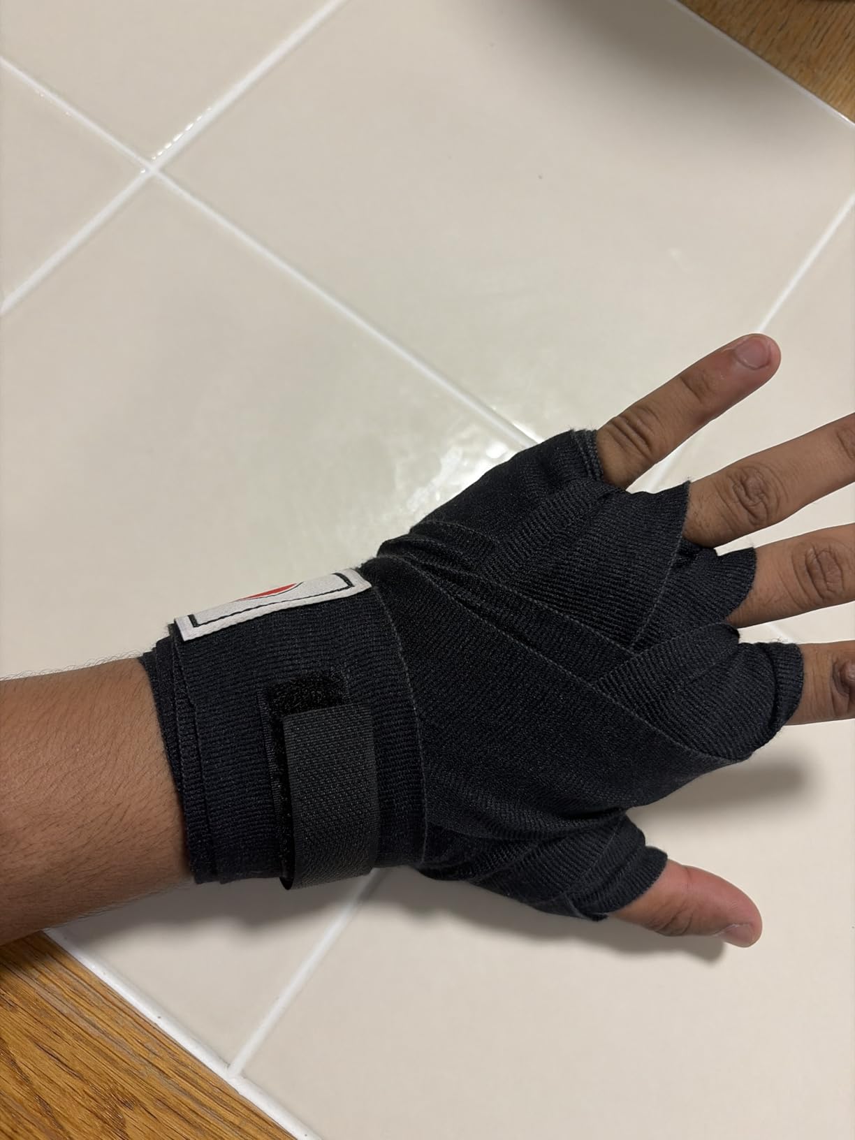 Fairtex HW2 Elastic Cotton Handwraps, 120' and 180