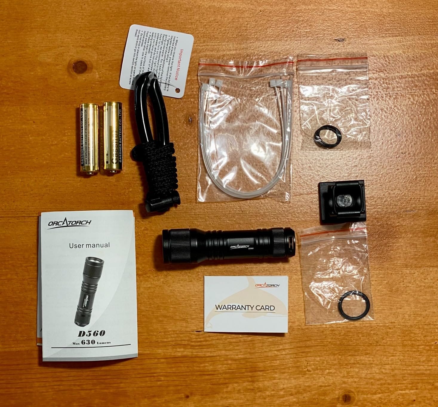 ORCATORCH D560 Mini Scuba Dive Light with 360 Rotatable Mask Clip, Black | 700 Lumens, 55g Lightweight Design, Twist Switch, 150m Depth Rating, for Hands-Free Diving & Night Diving customer photo 1