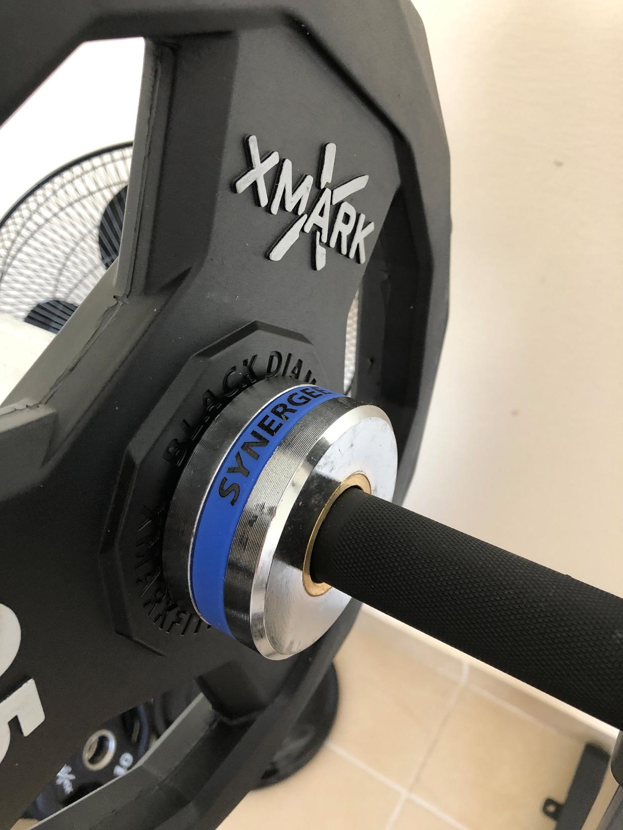 Synergee Open 15kg and 20kg Black Phosphate and Chrome Olympic Barbell. Rated 1000lbs for Weightlifting and Powerlifting. customer photo 1