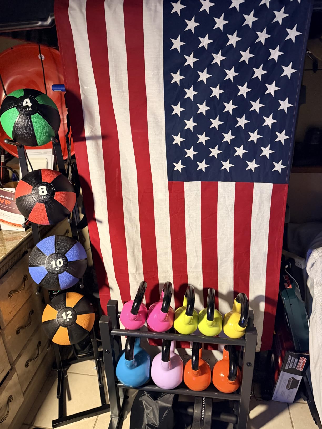 Amazon Basics Vinyl Kettlebell customer photo 1