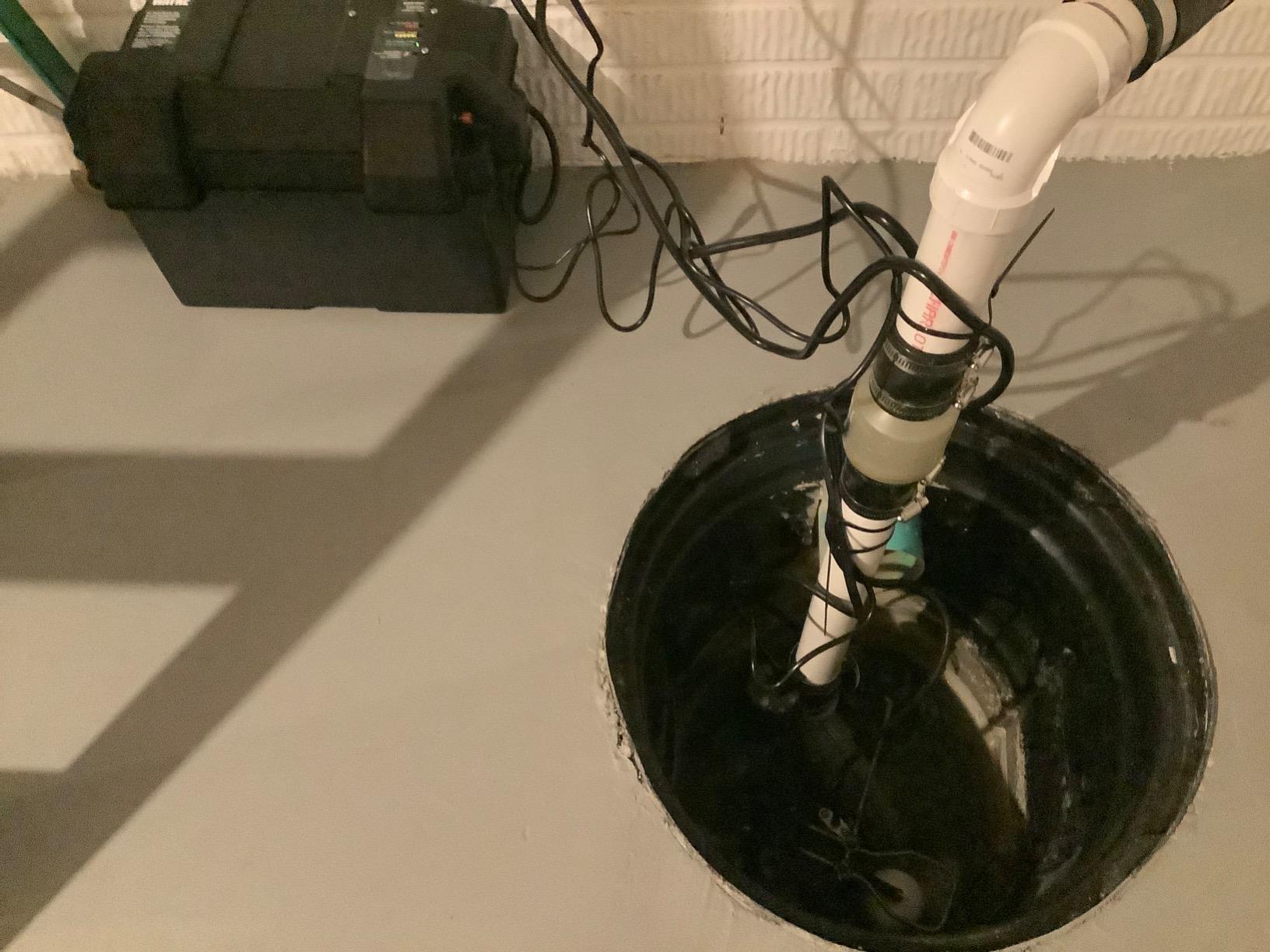 Wayne Preassembled Primary & Battery Backup Sump Pump Combo System | 1/2 HP, Integrated Vertical Float Switch, 12 Volt Battery Back Up Capability, 5,100 Gallons Per Hour customer photo 2