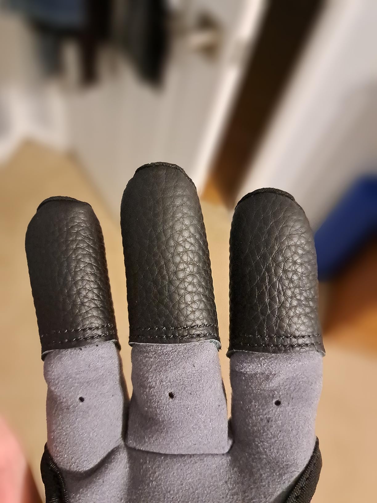 Seektop Archery Gloves Shooting Hunting Leather Three Finger Protector | Archery Glove Guard for Men Women, Youth Adult Beginner customer photo 1