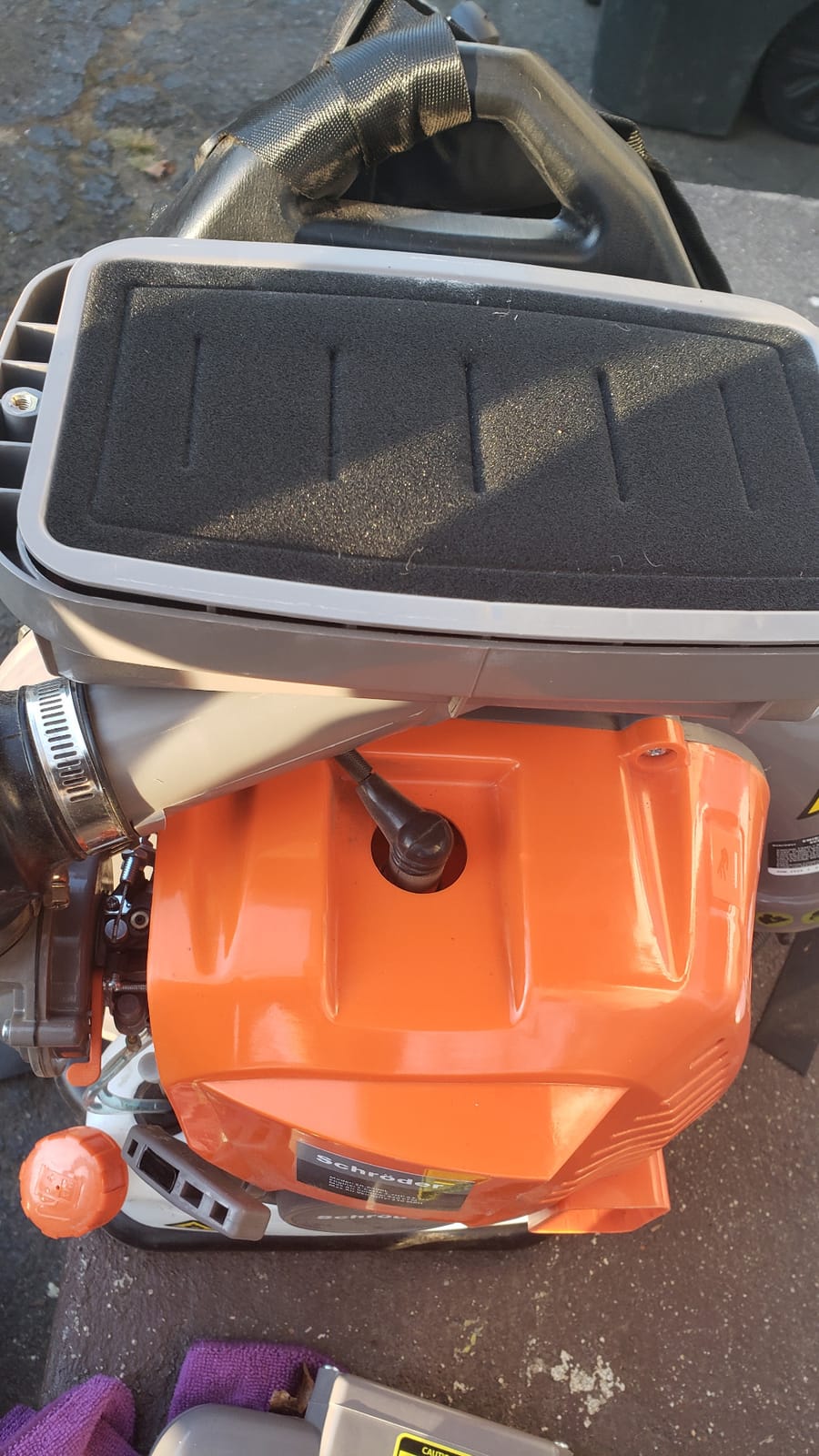 Schroder Backpack Leaf Blower - Backpack Blower - Gas Leaf Blower - SR-6400L - 3.7 HP Engine customer photo 1