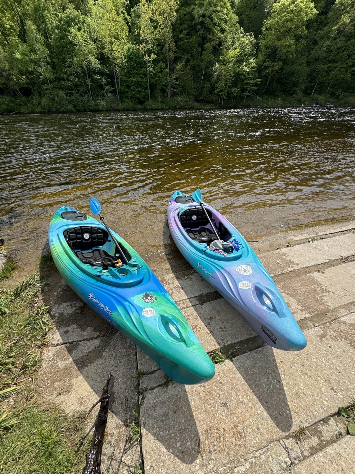 Perception Joyride - Sit Inside Kayak for Adults and Kids - Recreational and Multi-Water Kayak with Selfie Slot customer photo 2
