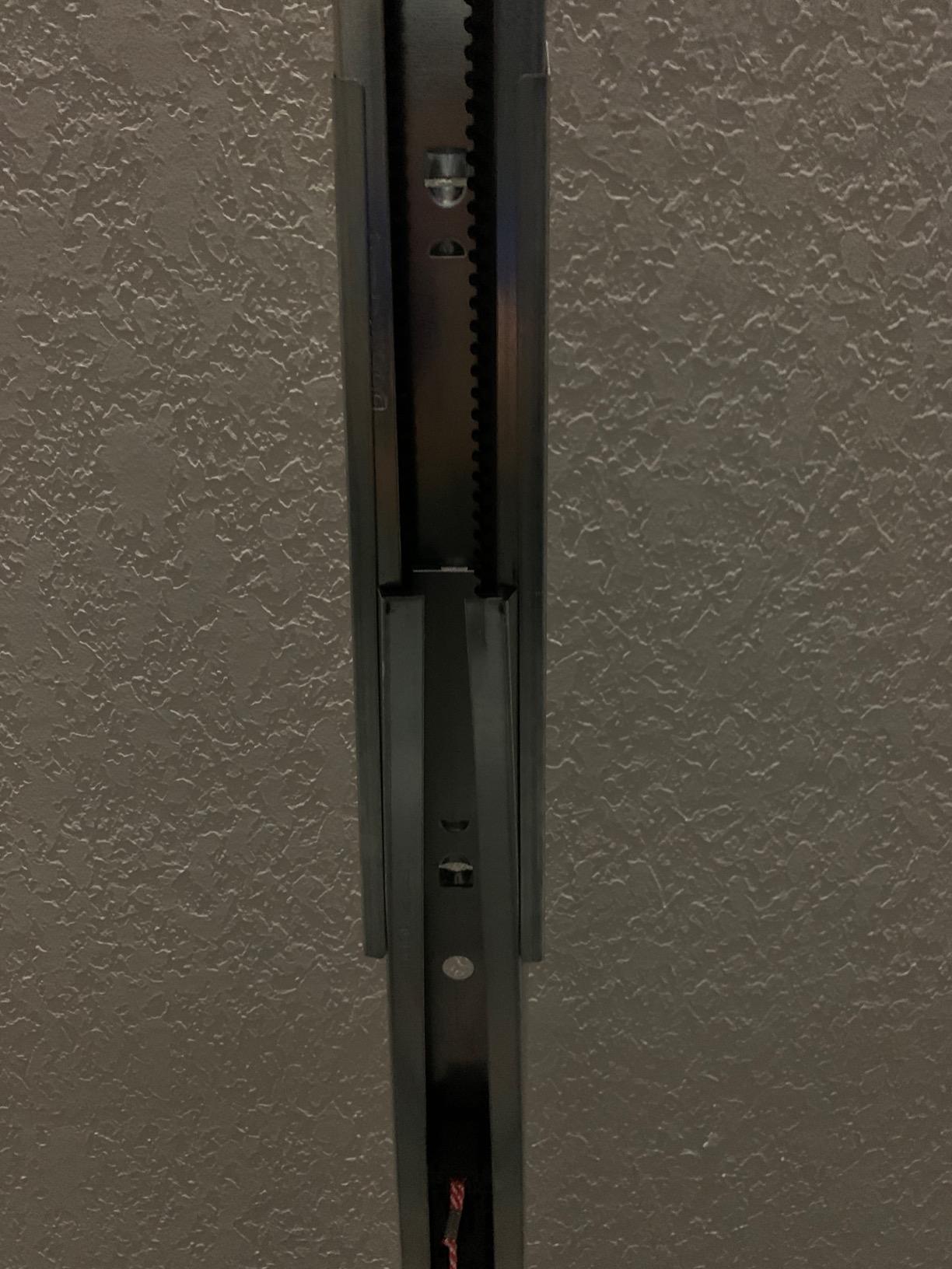 Genie SilentMax 1000 Garage Door Opener - Ultra-Quiet Belt Drive - Model 3042-TKH, 140V DC Motor customer photo 2