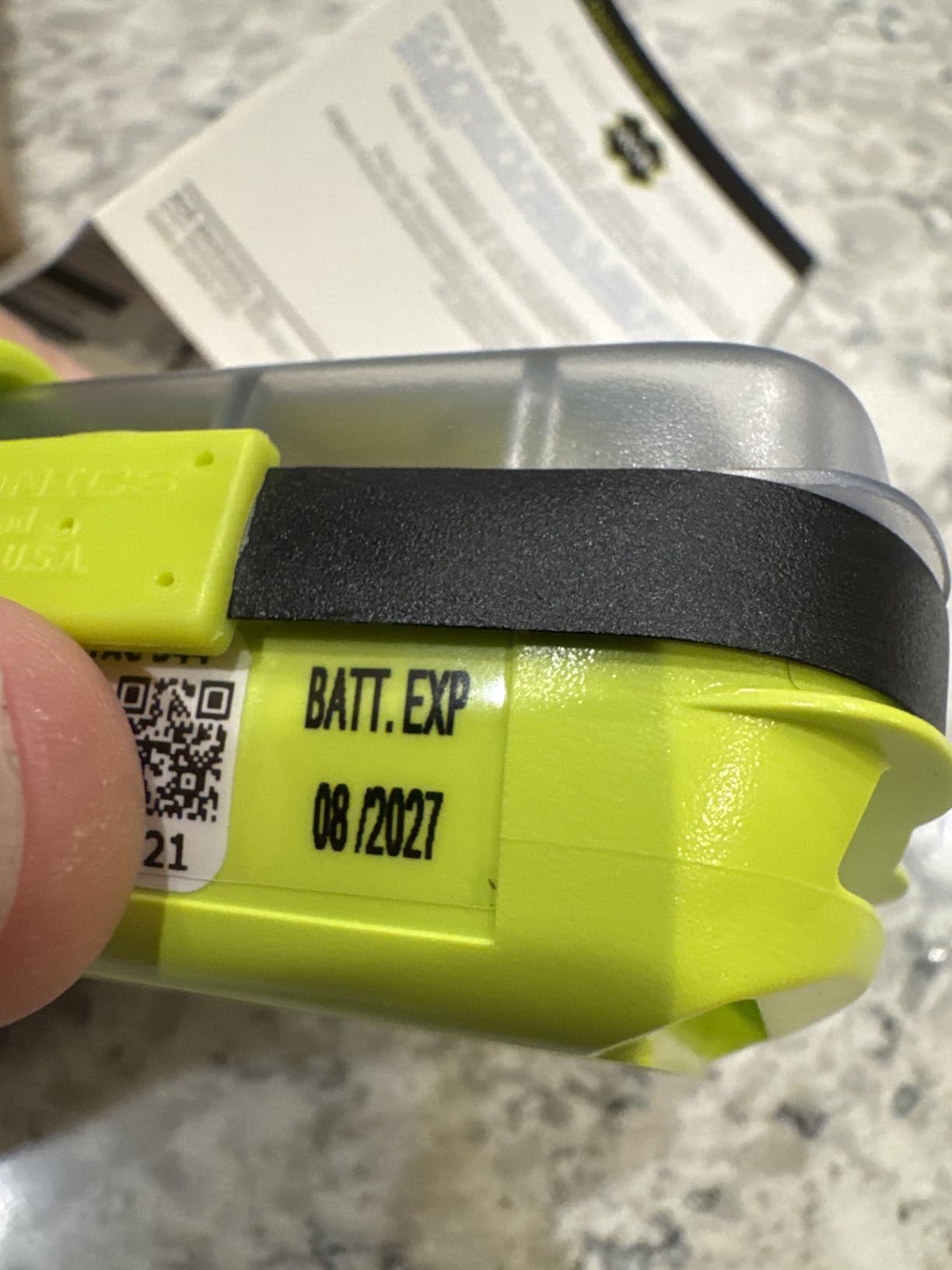 ACR ResQLink View PLB425 - Buoyant GPS Personal Locator Beacon - 2922 | Global SOS Beacon with LCD screen - Alerts Search & Rescue for Outdoor Safety, Aviation, Hiking, Boating, No Subscription customer photo 1