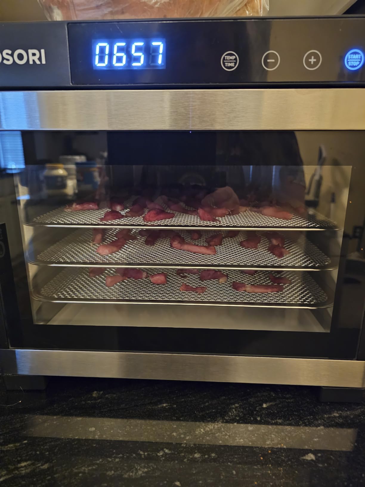 Cosori Food Dehydrator, Bigger Than 7 Trays with Large 6.5 ft² Drying Space | 95-165°F Precision Control, 600W Faster Drying, Horizontal Airflow, Quiet Operation under 48 dB, 48H Timer, Stainless Steel customer photo 1