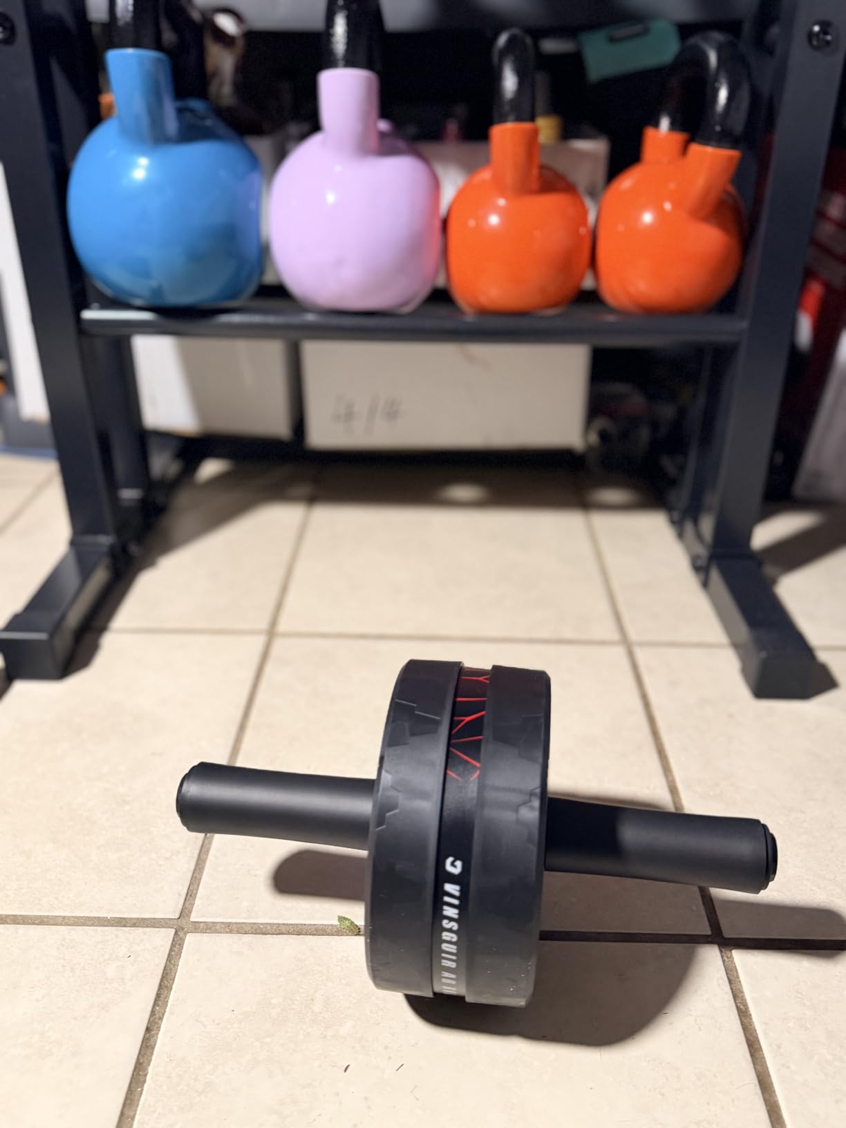VINSGUIR Ab Roller Wheel, Abs & Core Workout Equipment for Home Gym with Knee Pad Accessories, Abdominal Wheel for Full-body Strength Training customer photo 2