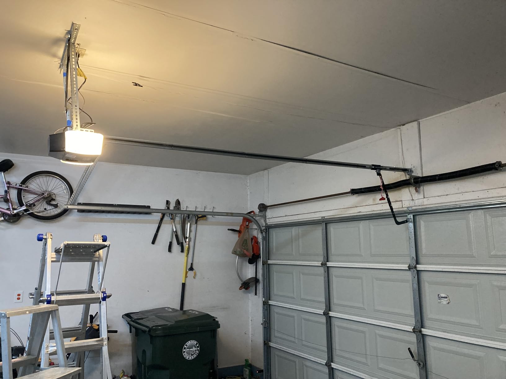Genie StealthDrive Connect Smart Belt Drive Garage Door Opener, 7155-TKV | 1 1/4 HPc, Aladdin Connect Wi-Fi, Works with Alexa, Battery Backup customer photo 2