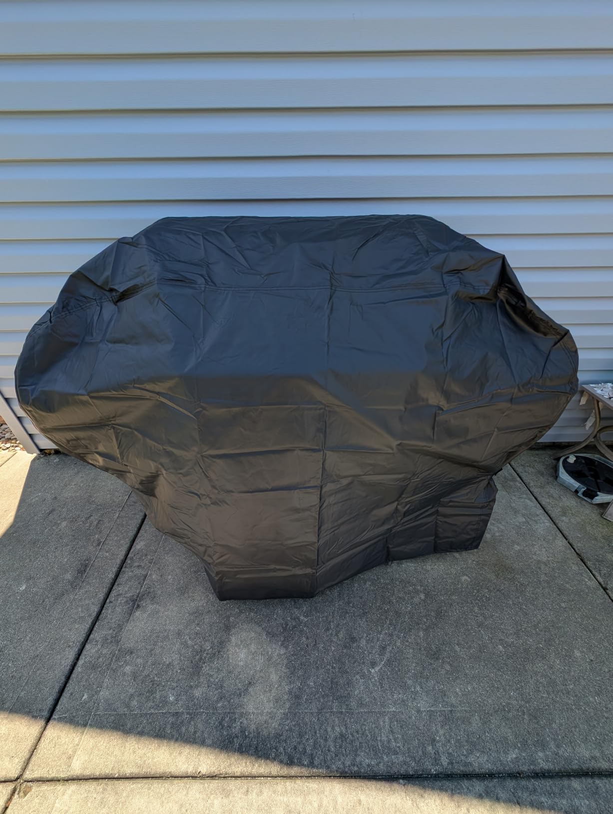 Grill Cover, 58 inch BBQ Gas Grill Cover for Outdoor Grill, Waterproof, Anti-UV, Rip-Proof, Fade Resistant Material, Barbecue Cover with Hook-and-Loop Straps & Adjustable Hem Drawstring, Black customer photo 1