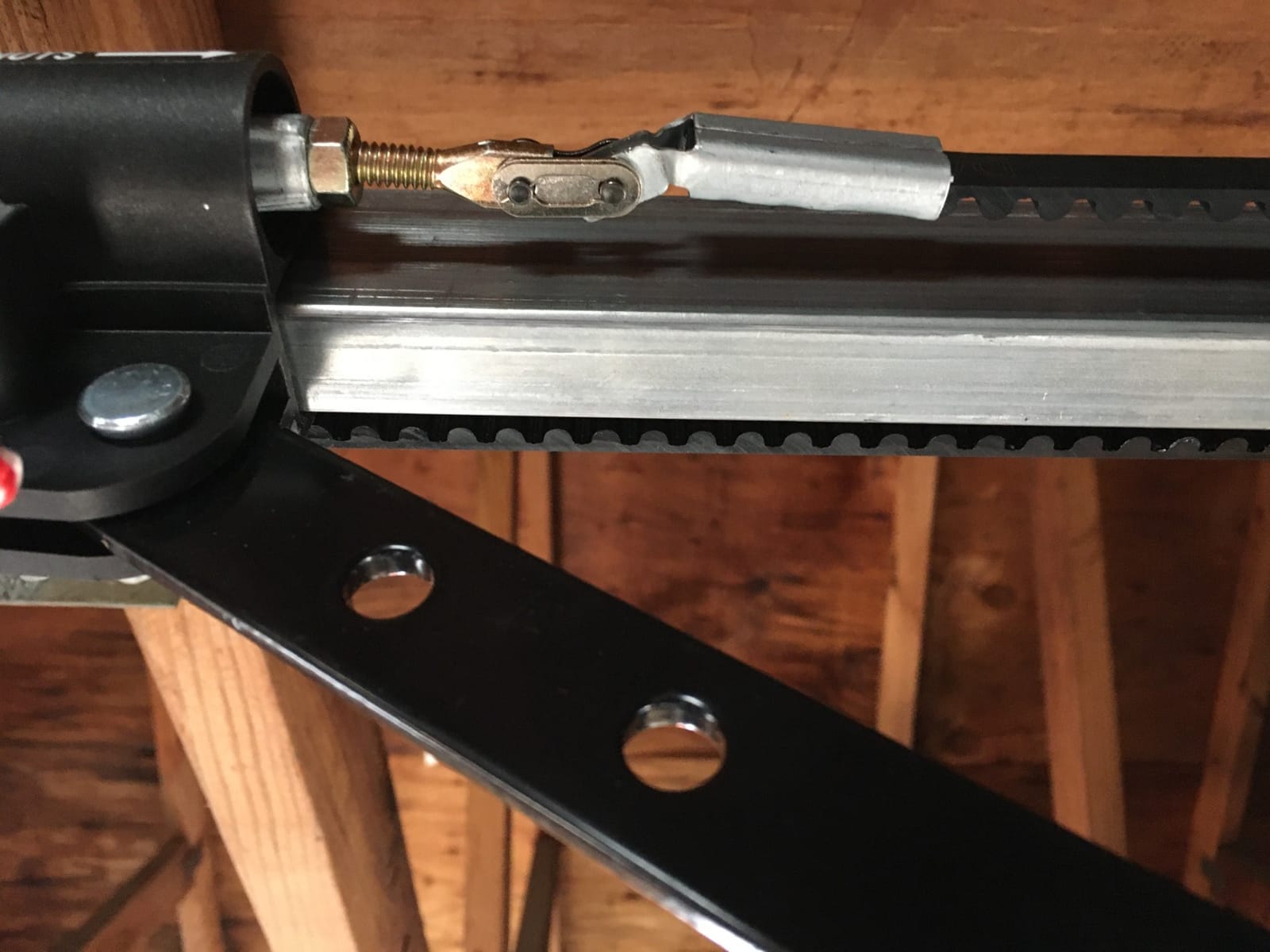 Genie Stealth 500 Ultra-Quiet Belt Drive Garage Door Opener, Model 2055-LO customer photo 1
