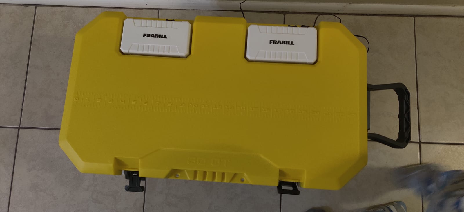 Frabill Magnum Bait Station 30 | 30 Quart Bait Cooler with Dual Aeration, White and Yellow customer photo 1