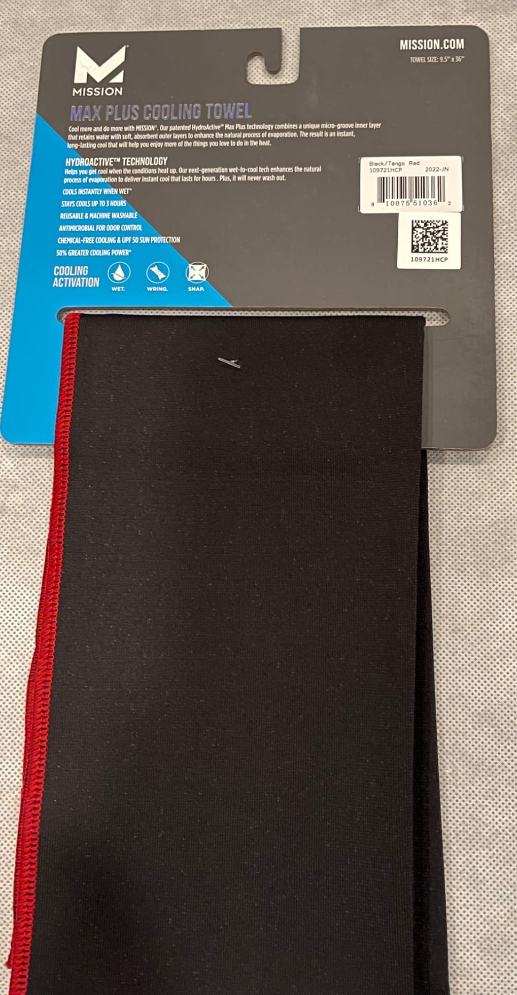 MISSION Max Plus Cooling Towel- Soft, Durable Microfiber - Cools Up to 3 Hours - UPF 50 Sun Protection - Machine Washable customer photo 2