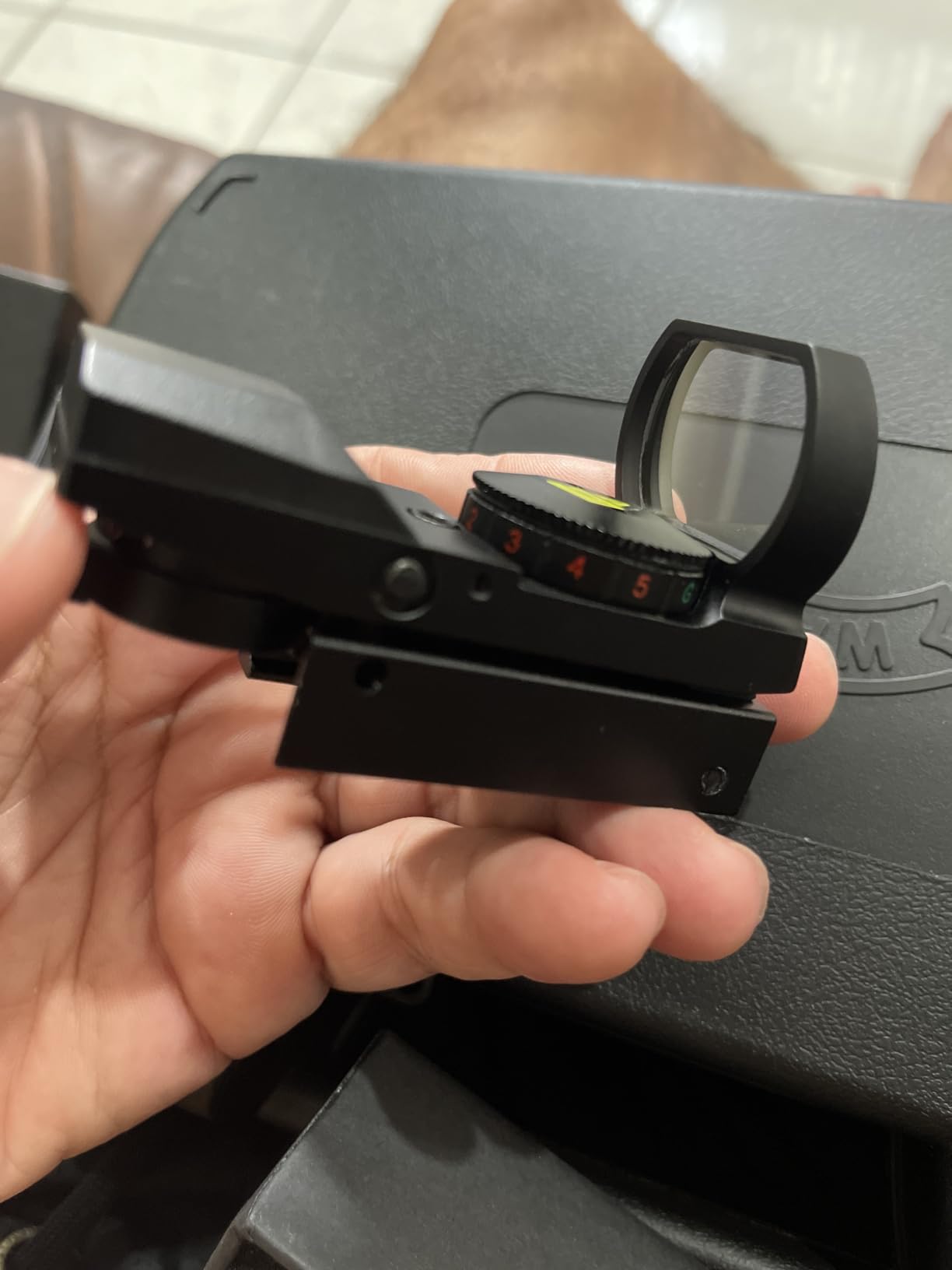 EZshoot Red Green Dot Sight Reflex Sight - 4 Adjustable Reticle, 1X22X33 Reflex Sight customer photo 1