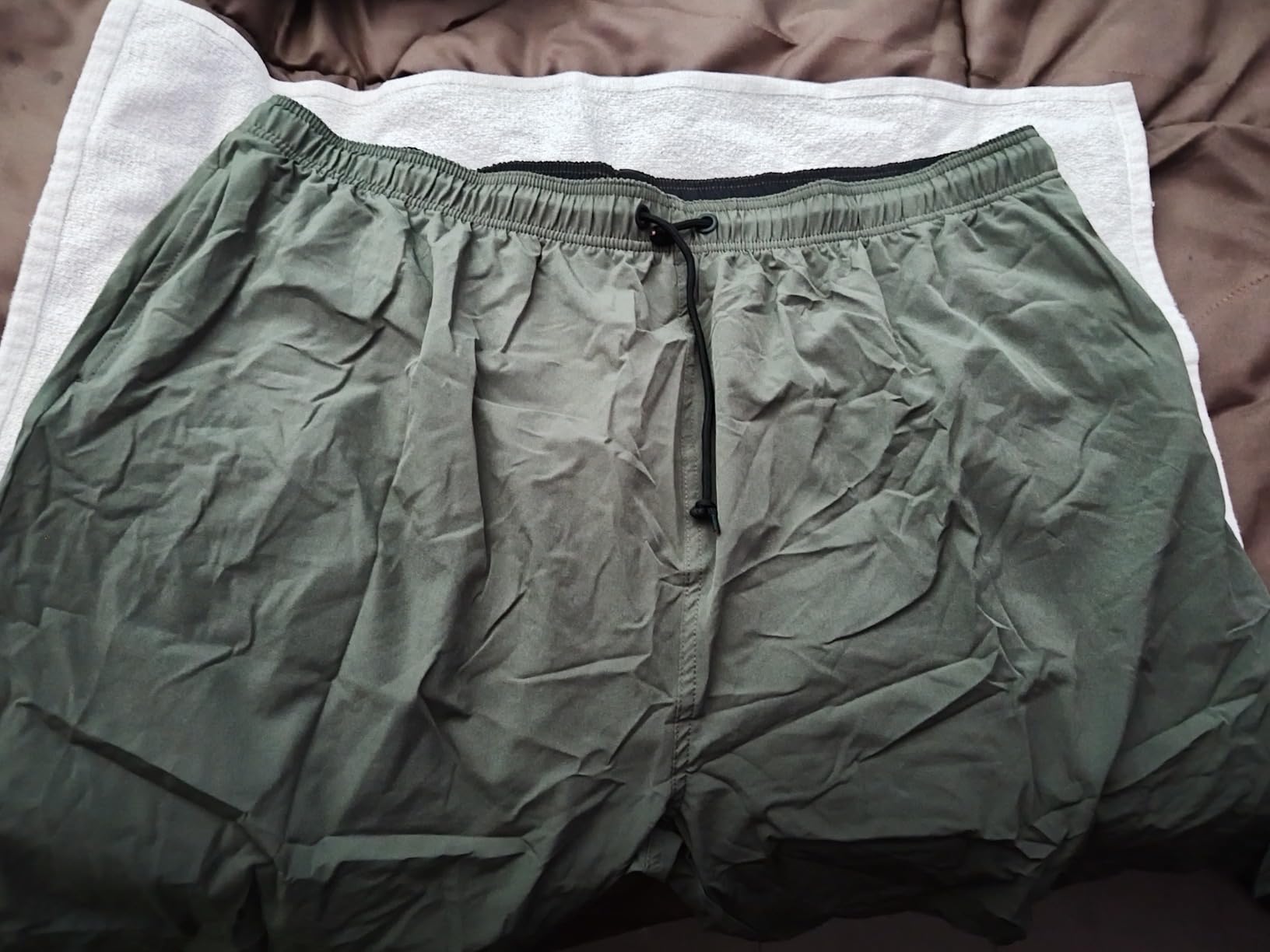 Tyhengta Men's Swim Trunks Quick Dry Beach Shorts with Zipper Pockets and Mesh Lining customer photo 2