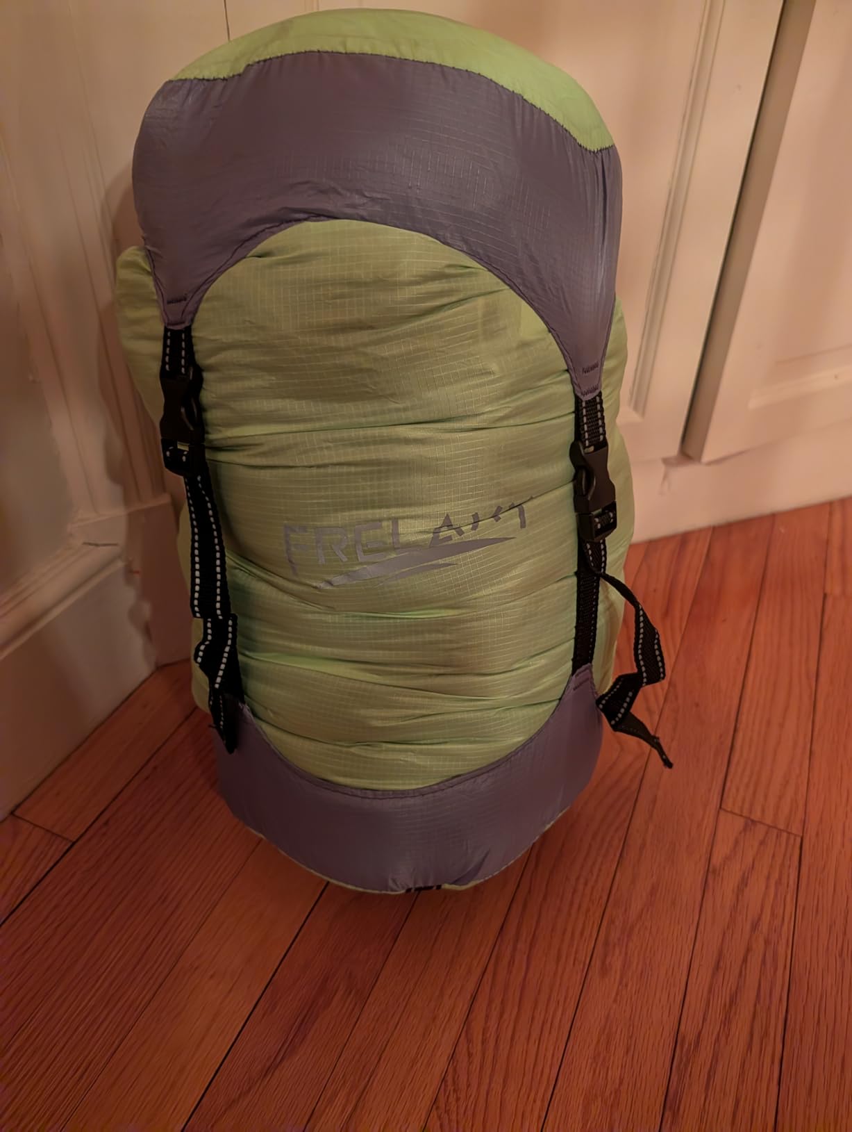 Frelaxy Compression Sack, 40% More Space! Sleeping Bag Stuff Sack | Ultralight Compression Stuff Sack, Water-Resistant & Ultralight Space Saving Gear for Camping, Hiking 11L/18L/30L/45L/52L customer photo 1